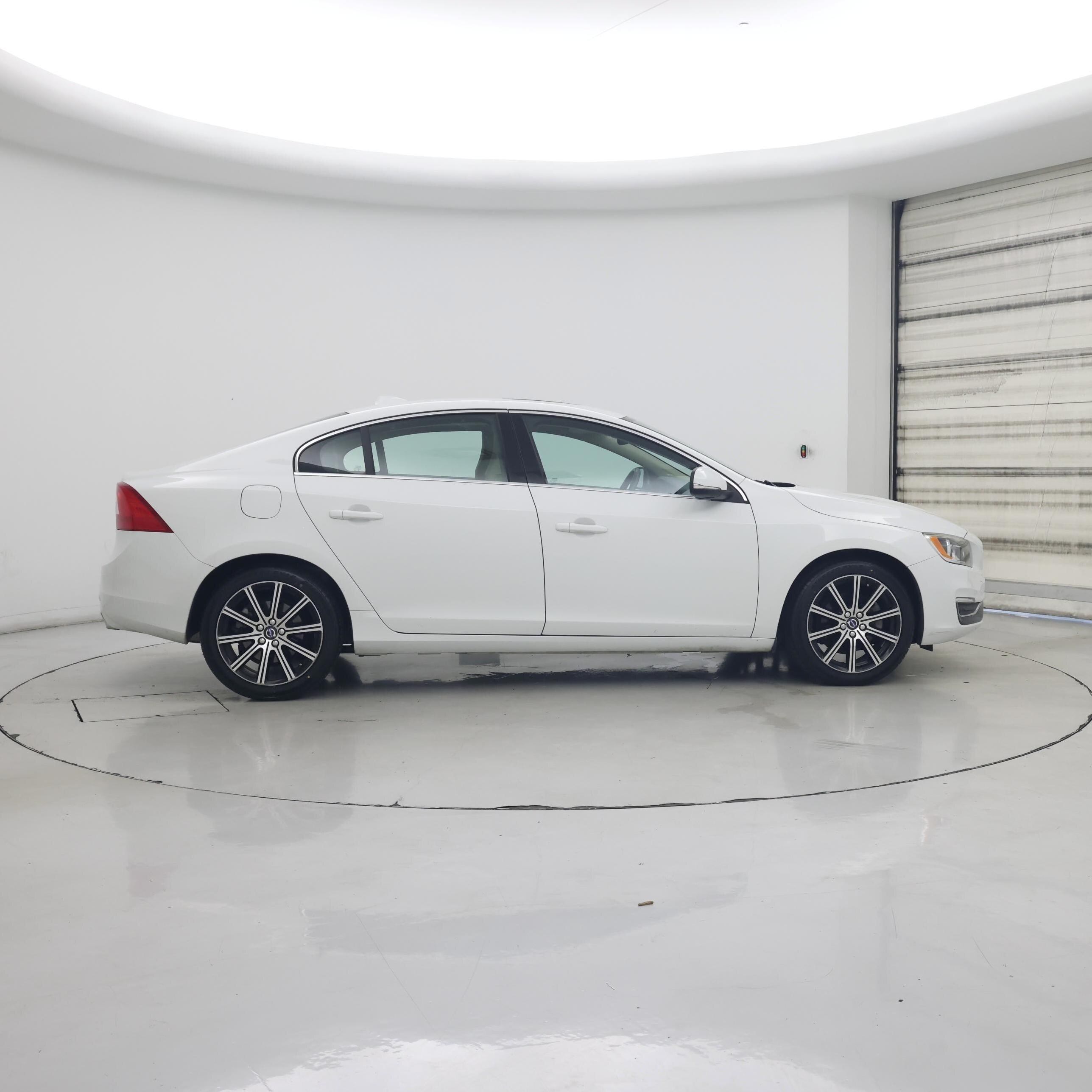 Thumbnail: 2016 Volvo S60 - 7