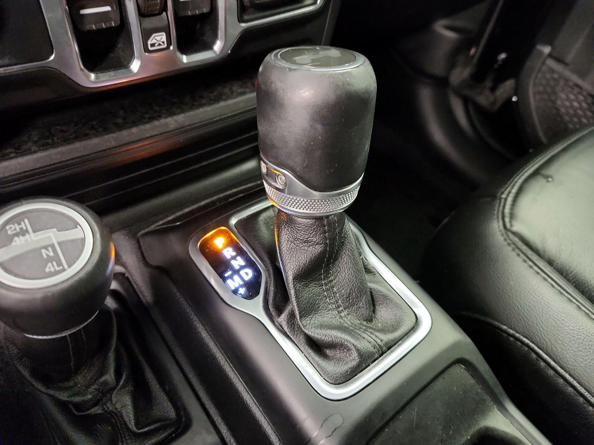 Thumbnail: 2020 Jeep Wrangler - 17
