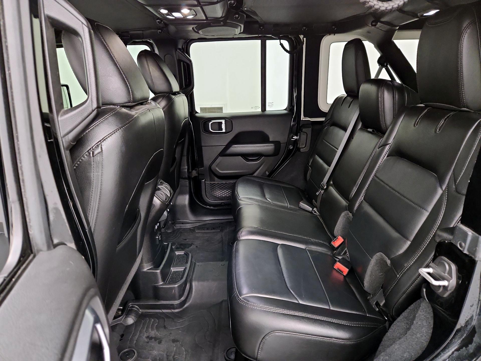 Thumbnail: 2020 Jeep Wrangler - 19
