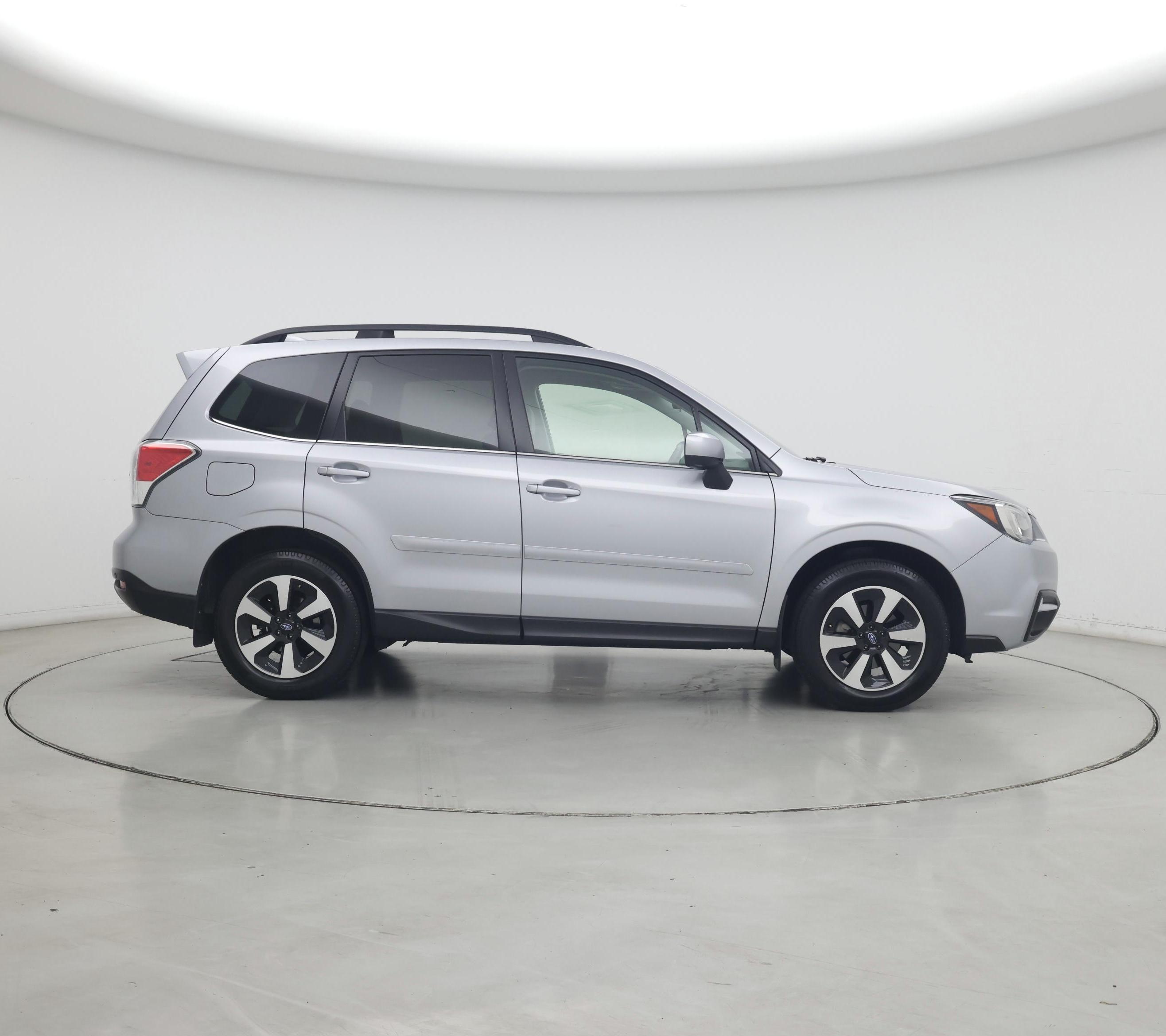 Thumbnail: 2017 Subaru Forester - 7