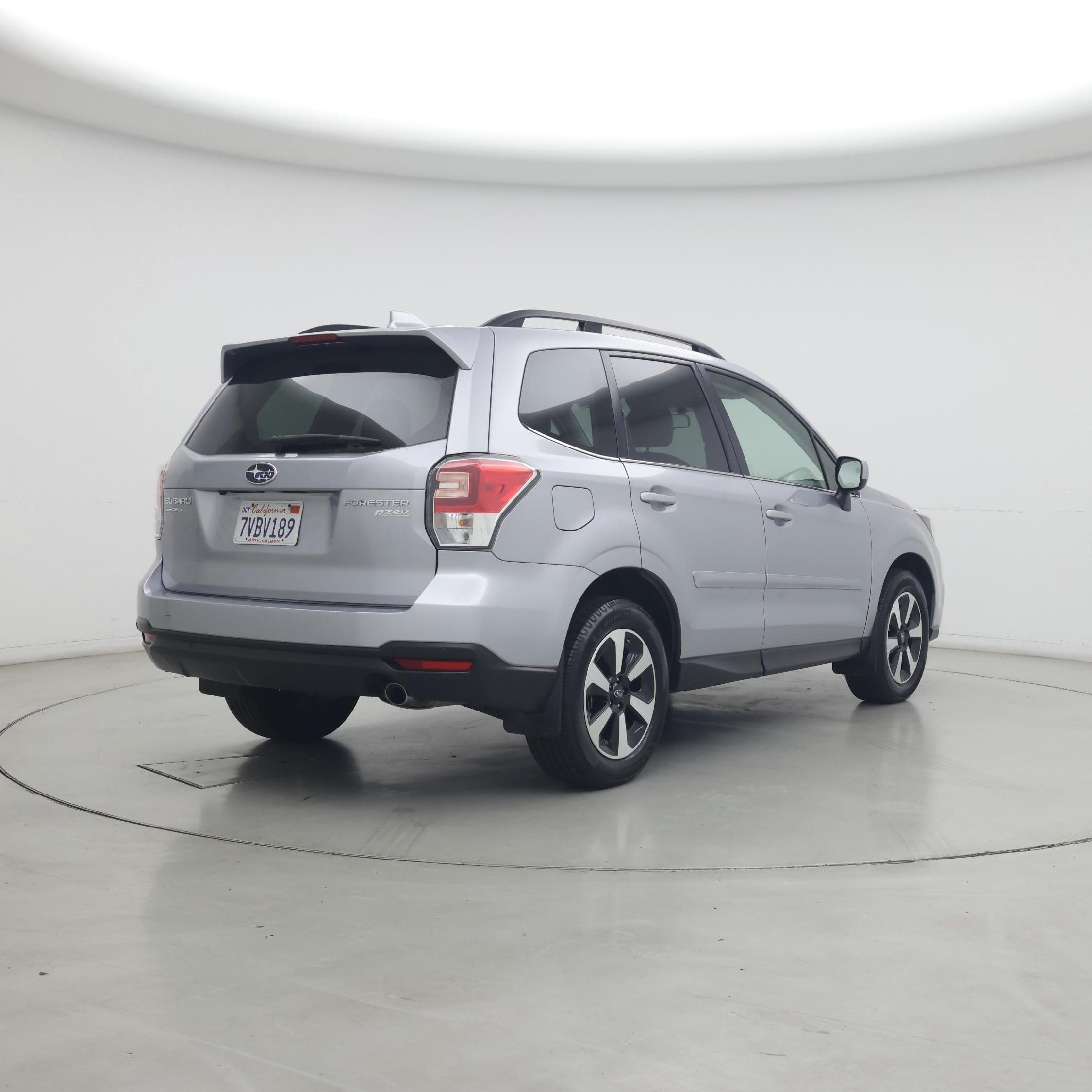 Thumbnail: 2017 Subaru Forester - 8