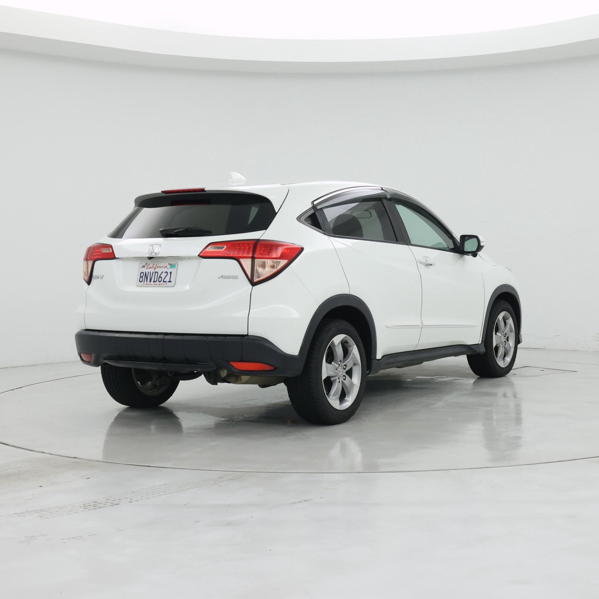 Thumbnail: 2016 Honda HR-V - 8