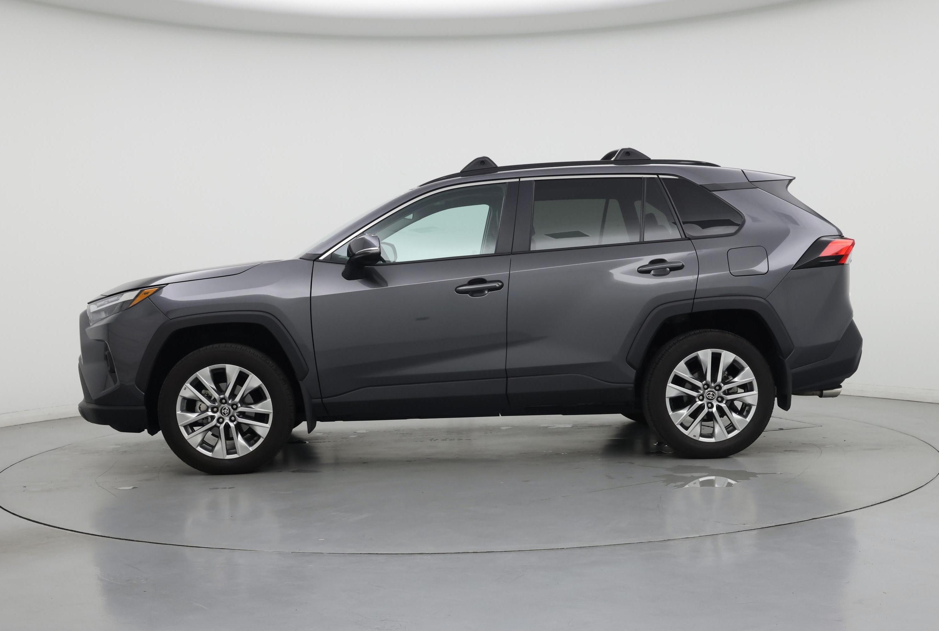 Thumbnail: 2024 Toyota RAV4 - 3