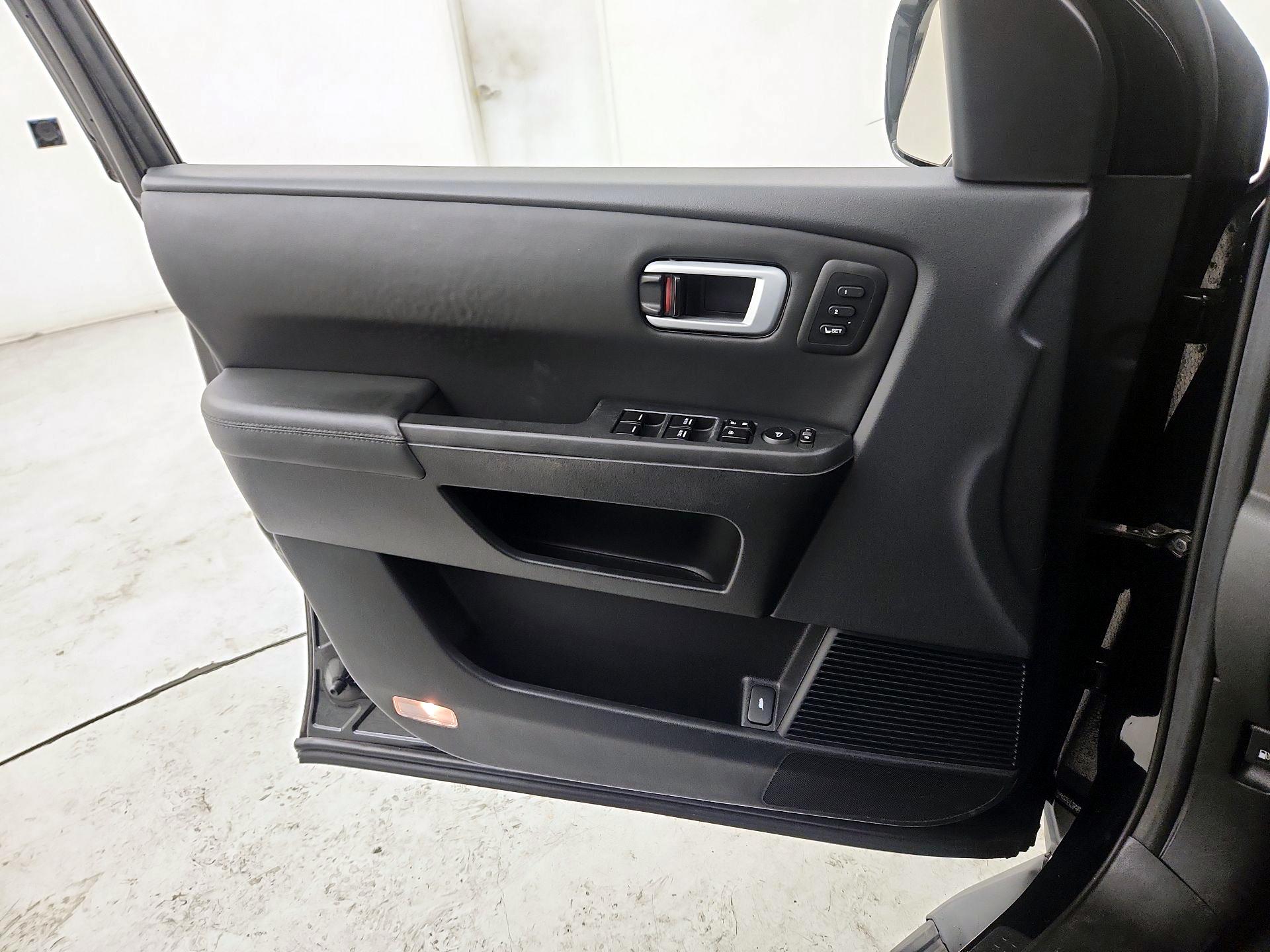 Thumbnail: 2014 Honda Pilot - 12