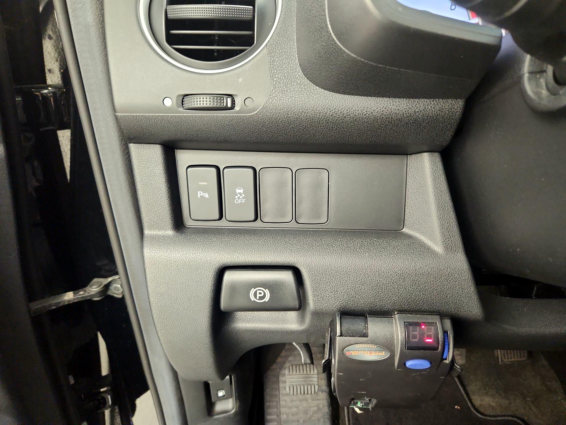 Thumbnail: 2014 Honda Pilot - 13