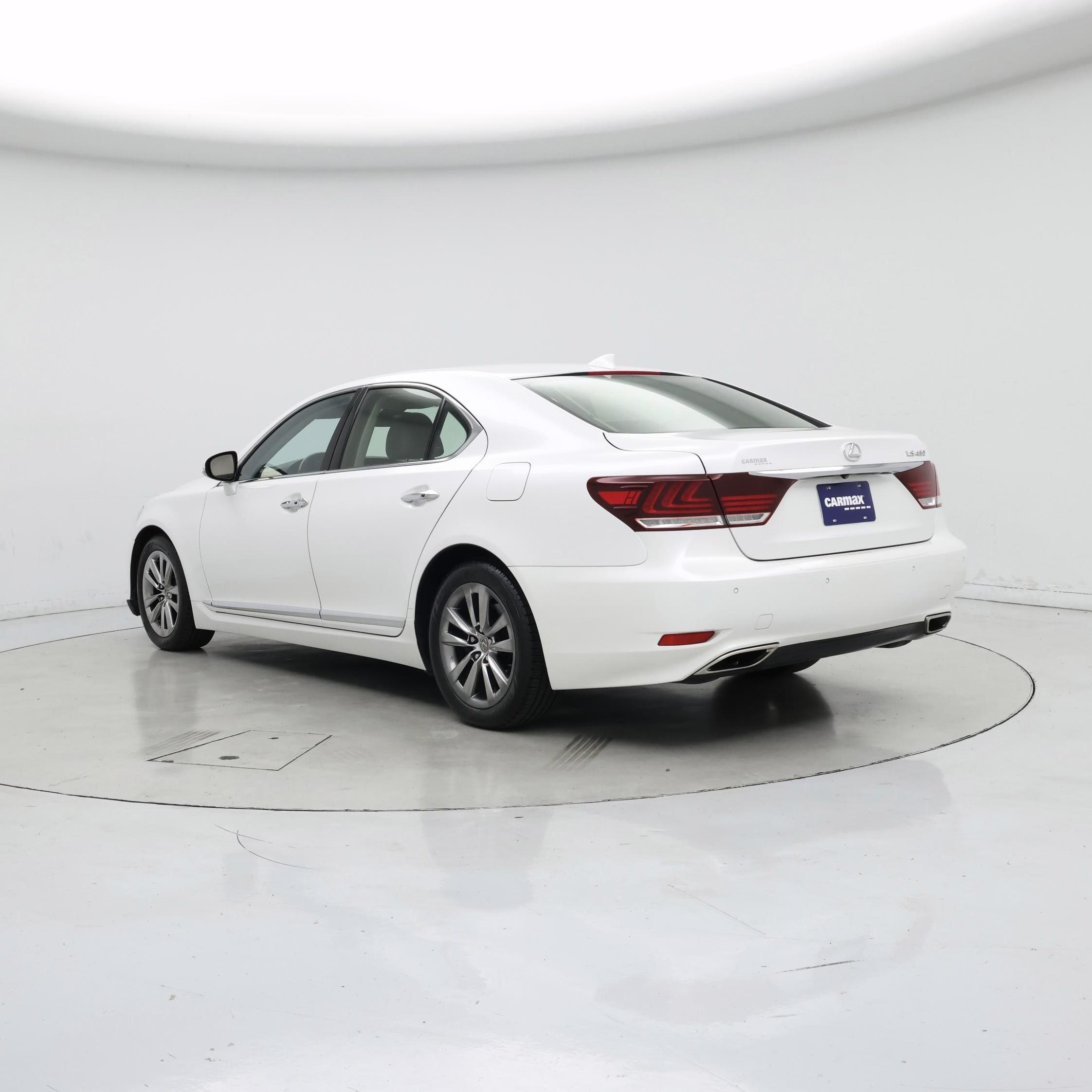 Thumbnail: 2016 Lexus LS - 2
