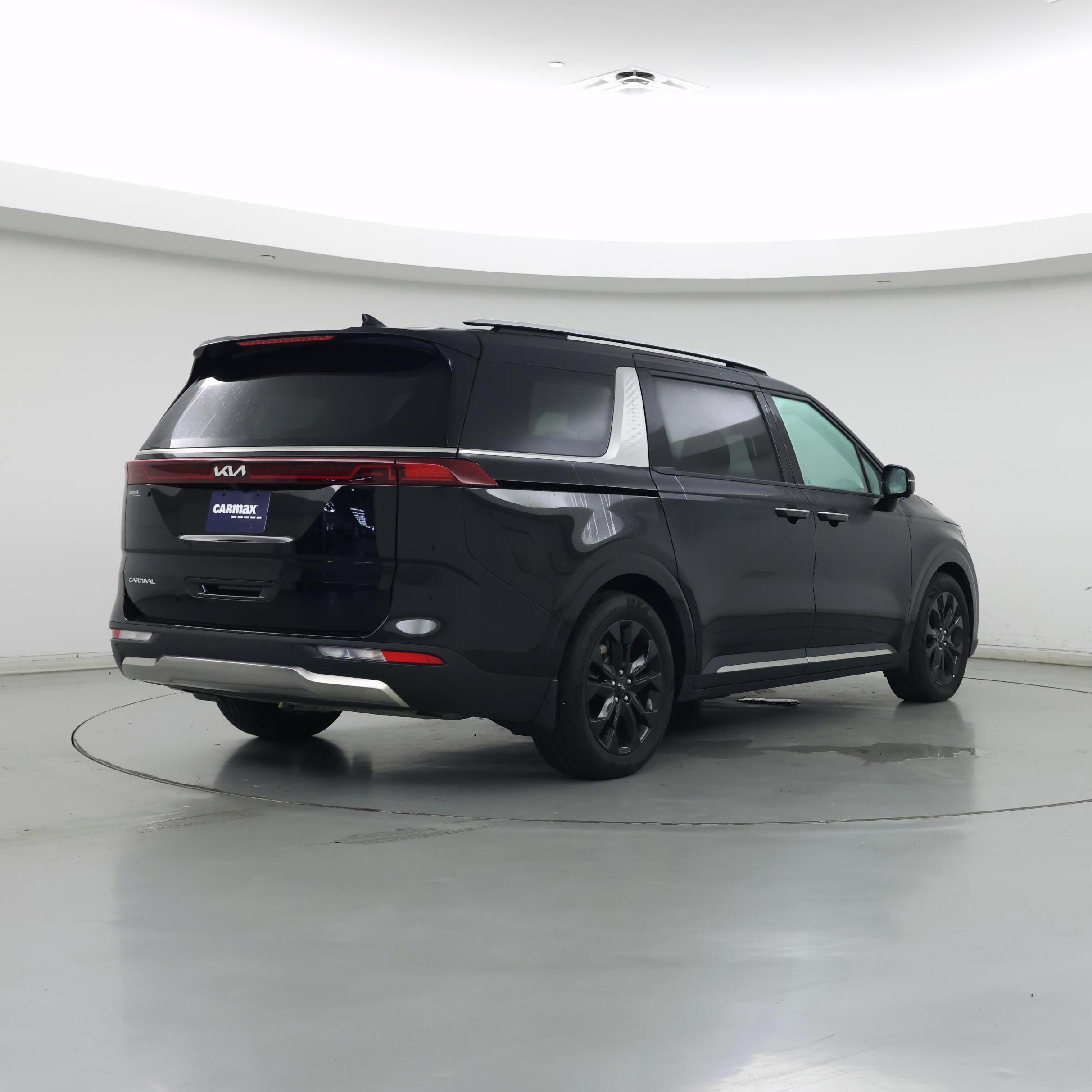 Thumbnail: 2024 Kia Carnival - 8
