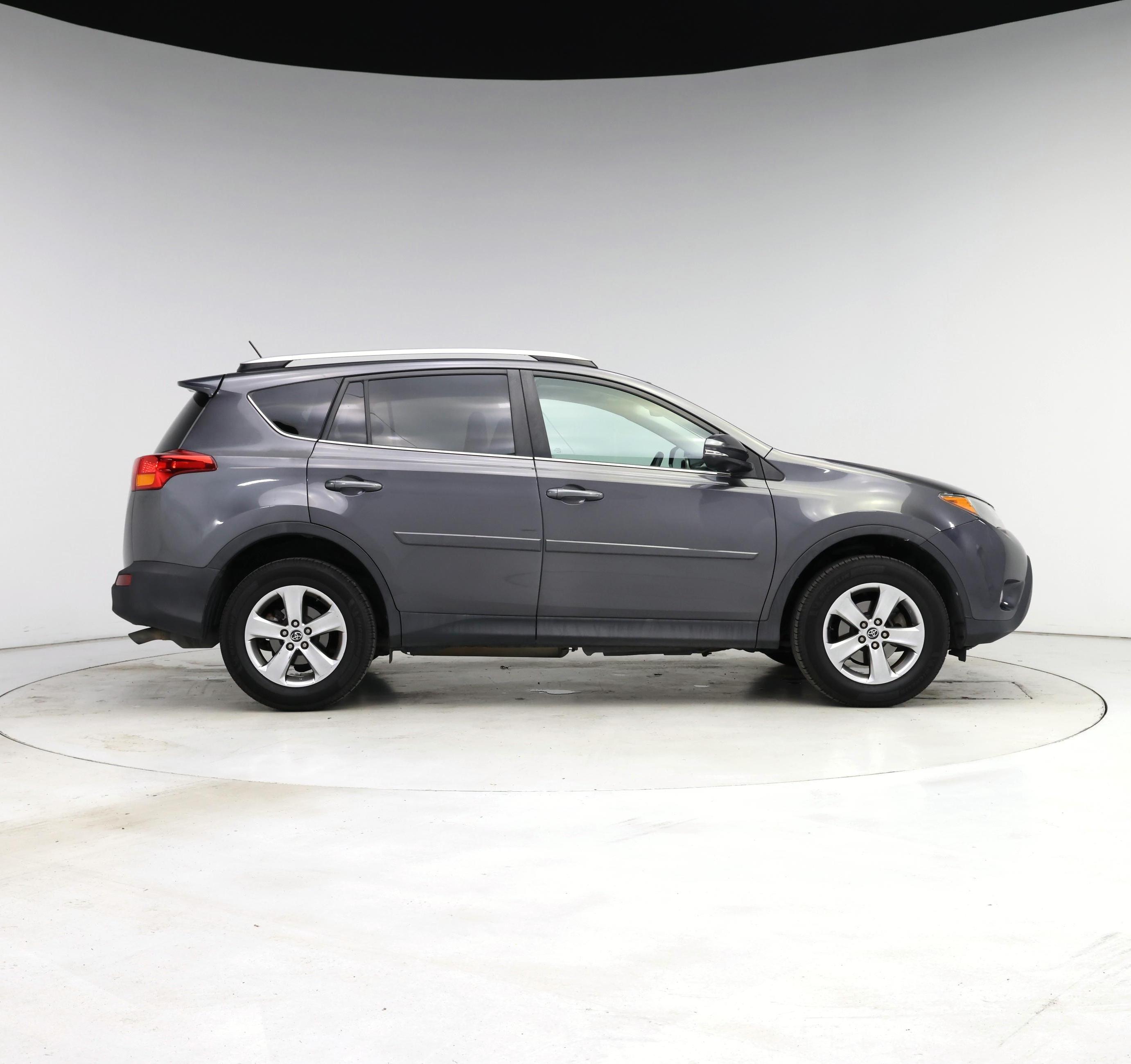 Thumbnail: 2015 Toyota RAV4 - 7