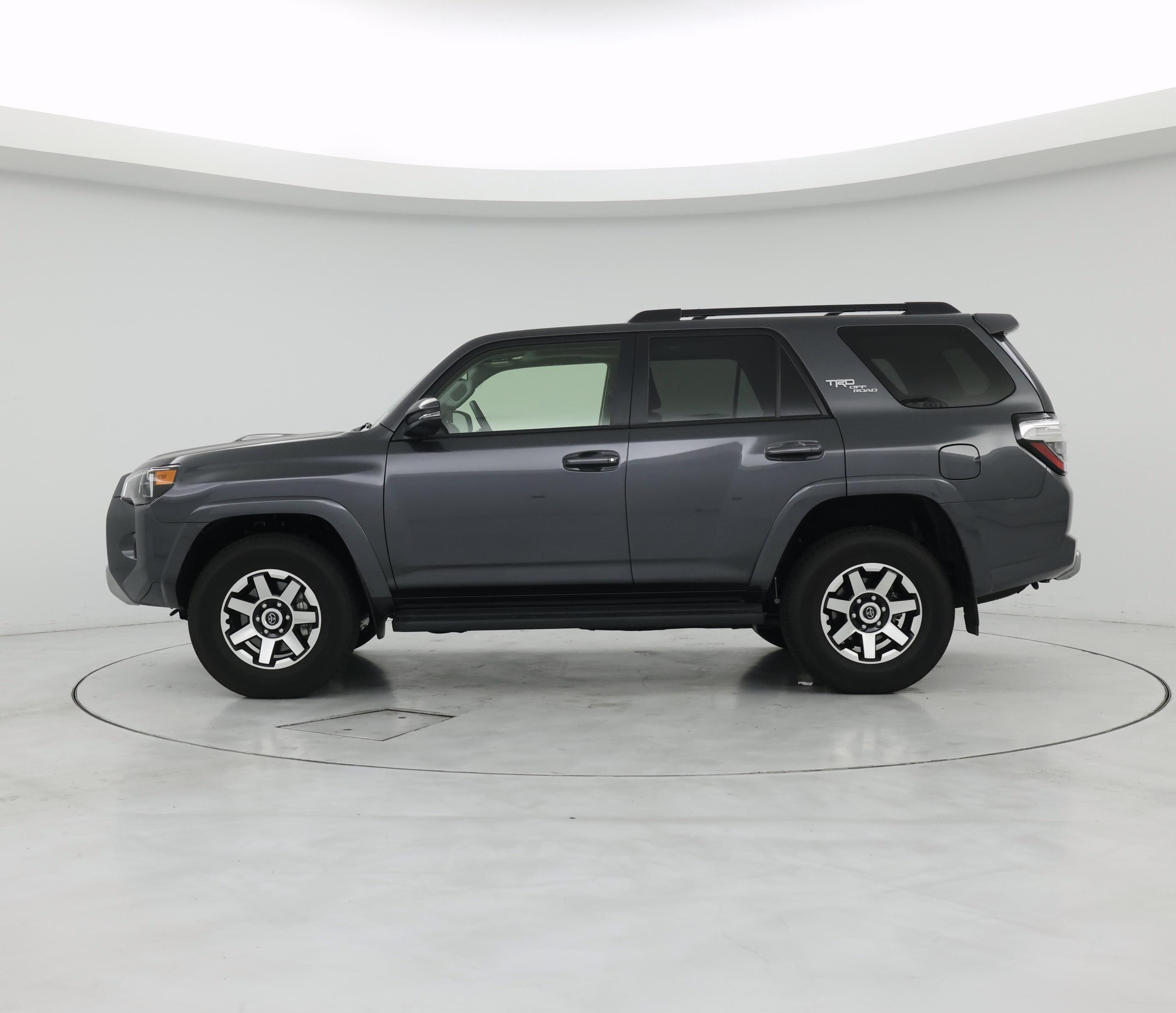 Thumbnail: 2022 Toyota 4Runner - 3