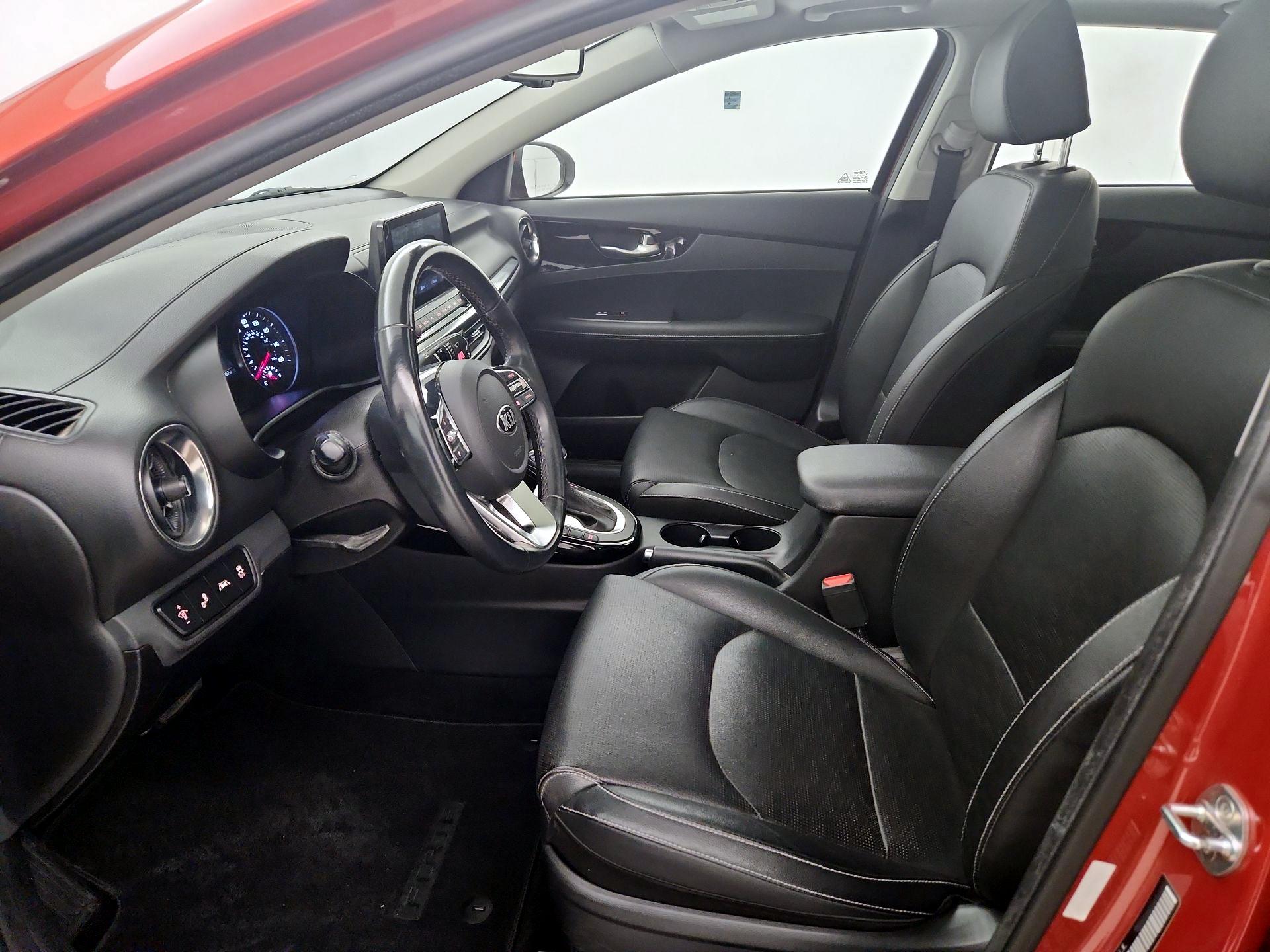 Thumbnail: 2019 Kia Forte - 11