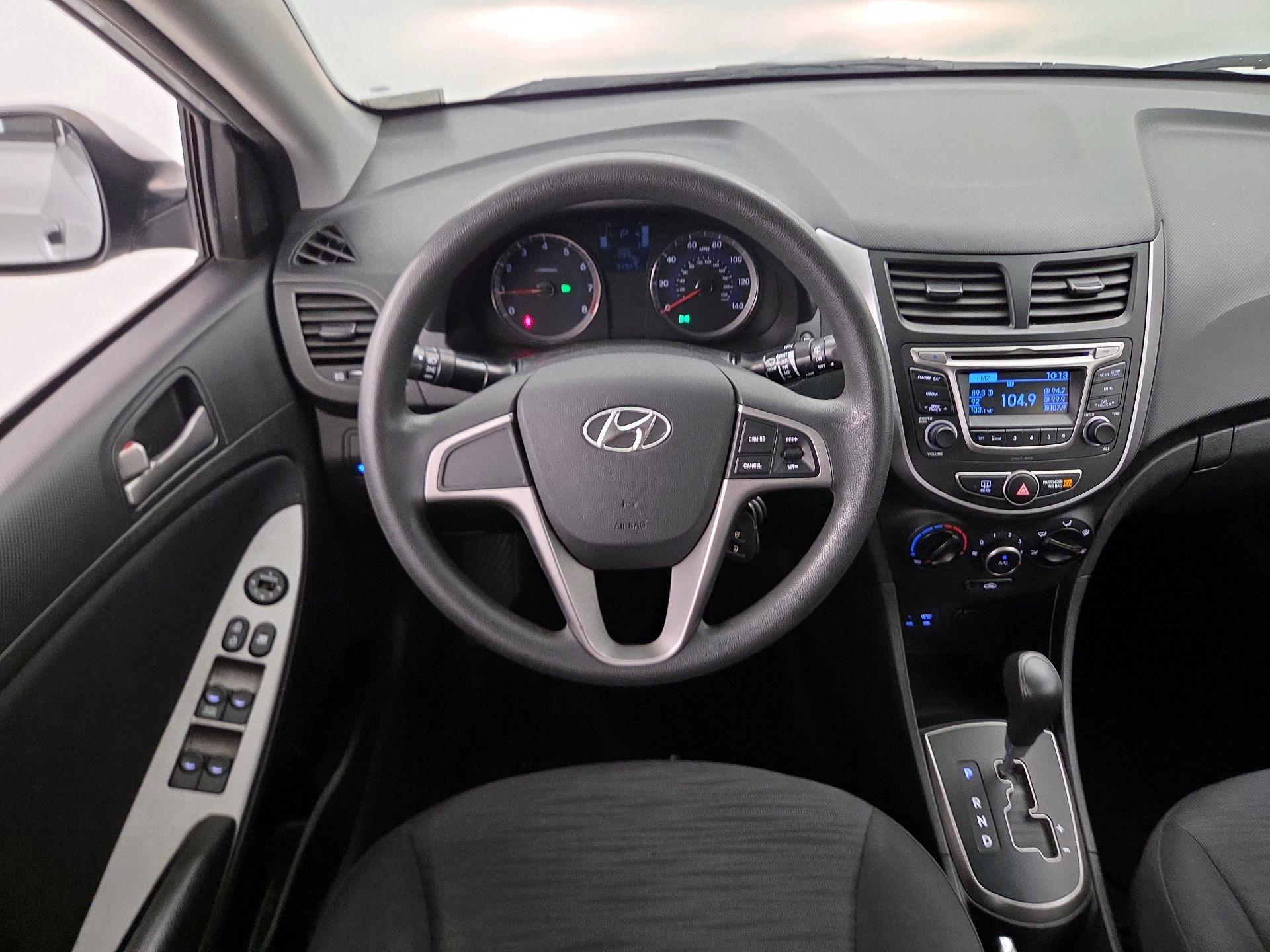 Thumbnail: 2017 Hyundai Accent - 10