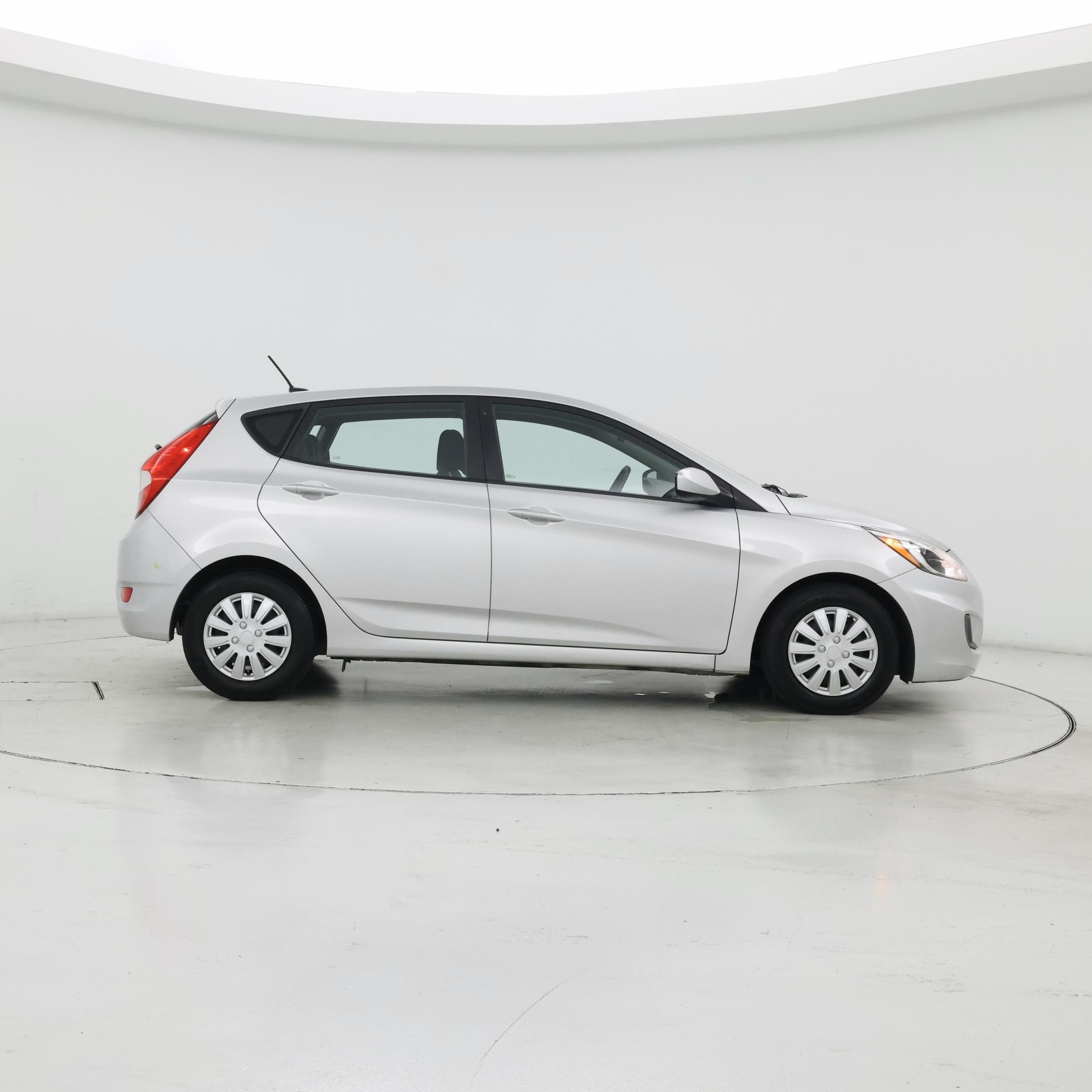 Thumbnail: 2017 Hyundai Accent - 7