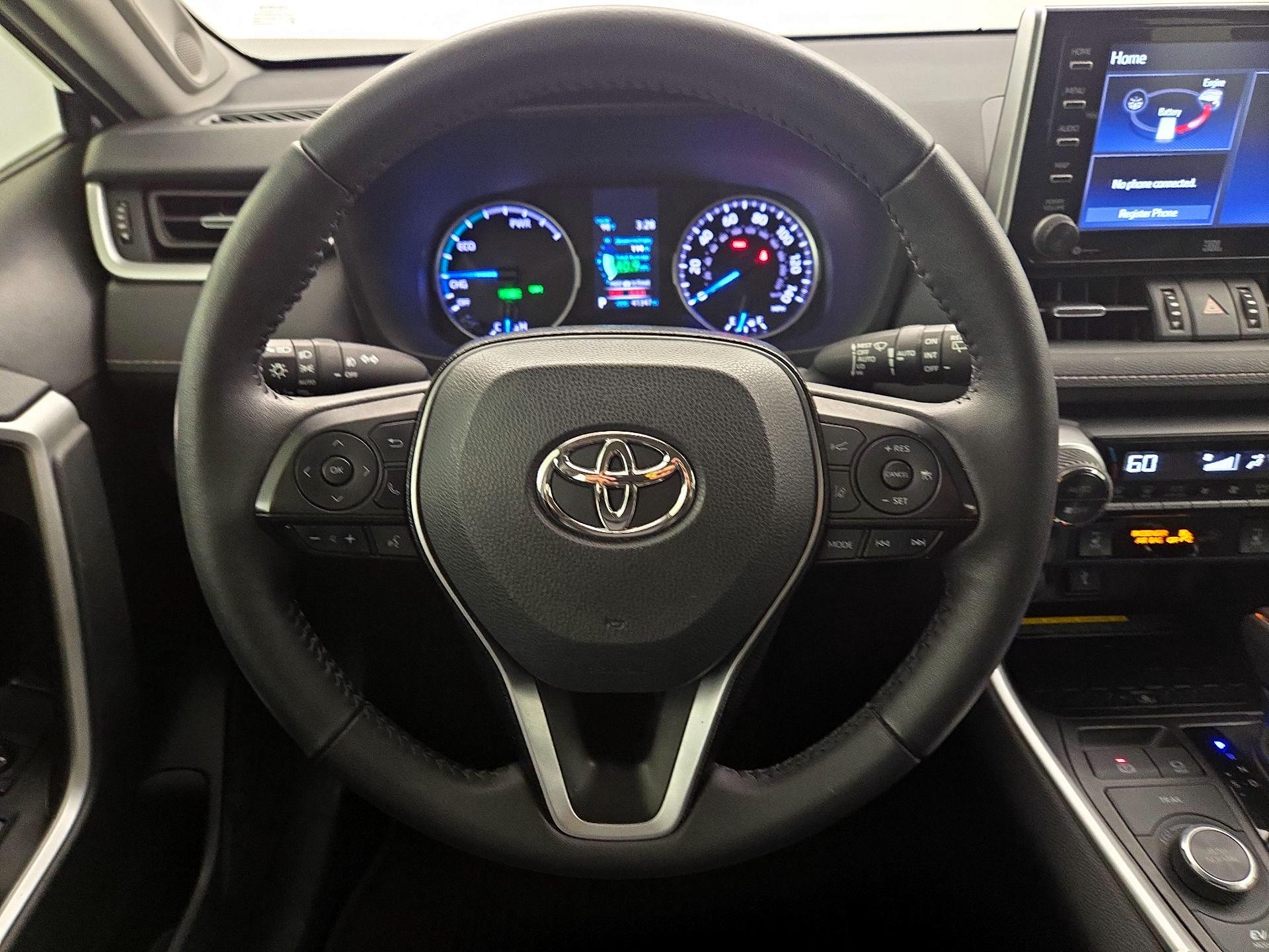 Thumbnail: 2021 Toyota RAV4 - 10