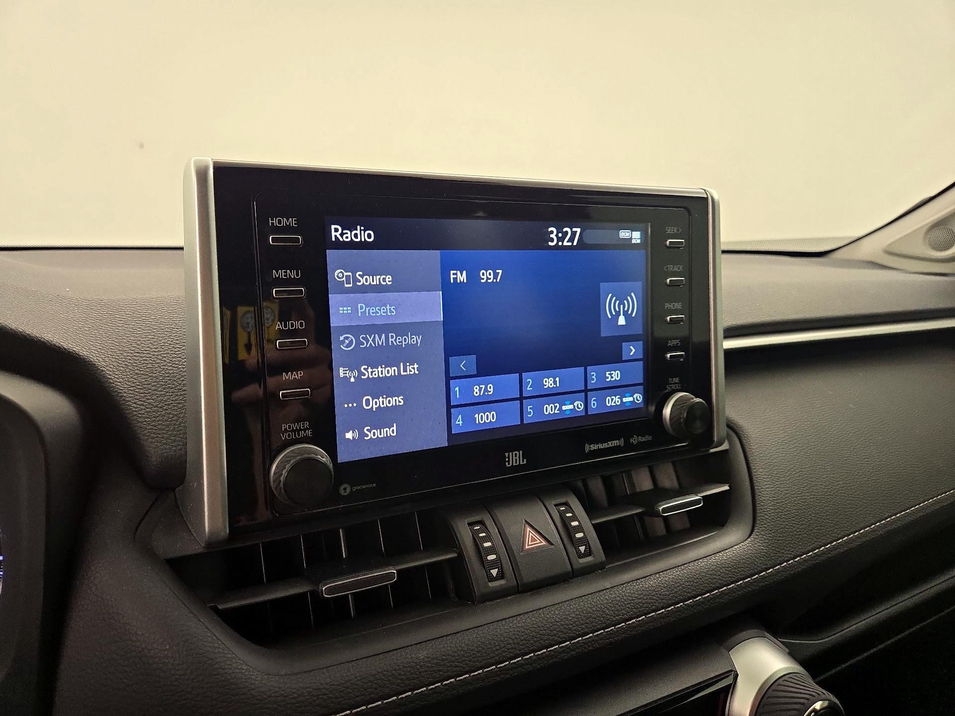 Thumbnail: 2021 Toyota RAV4 - 15