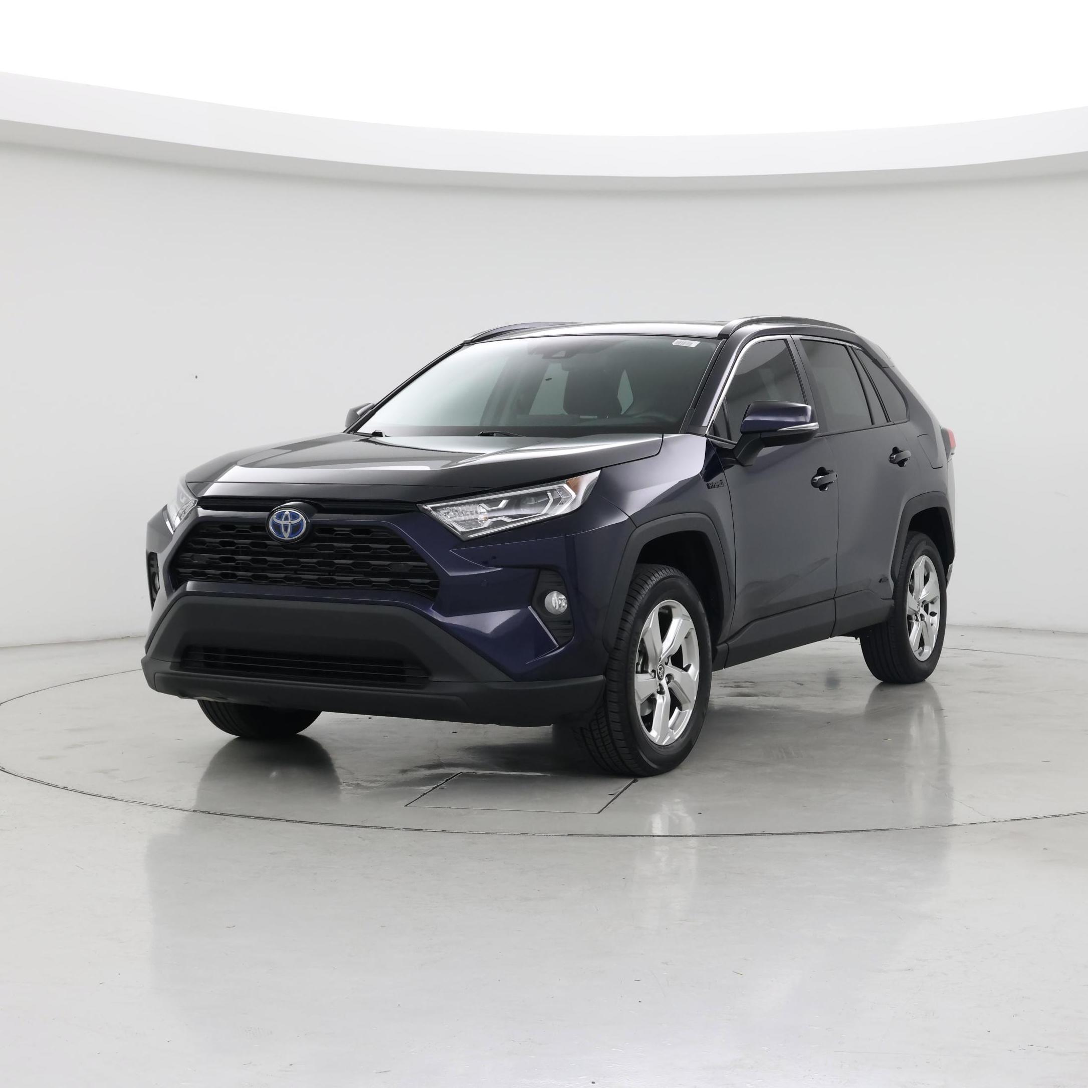 Thumbnail: 2021 Toyota RAV4 - 4