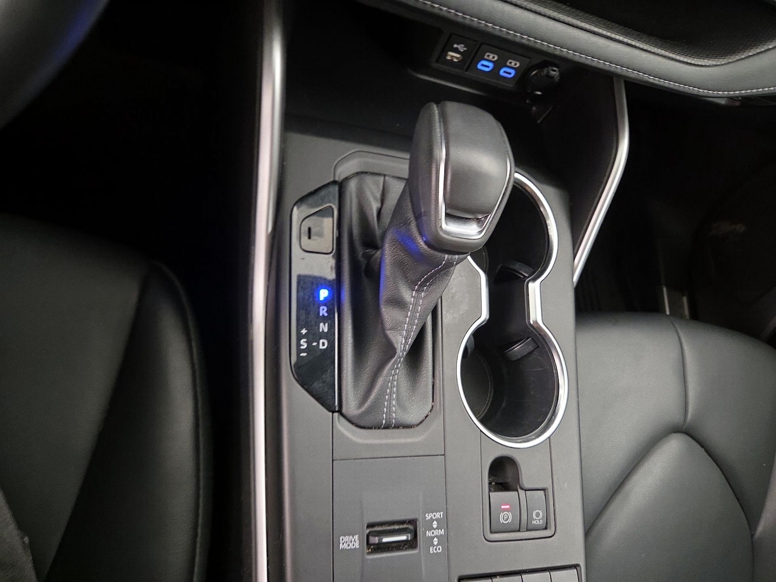2022 Toyota Highlander XLE - Photo 17