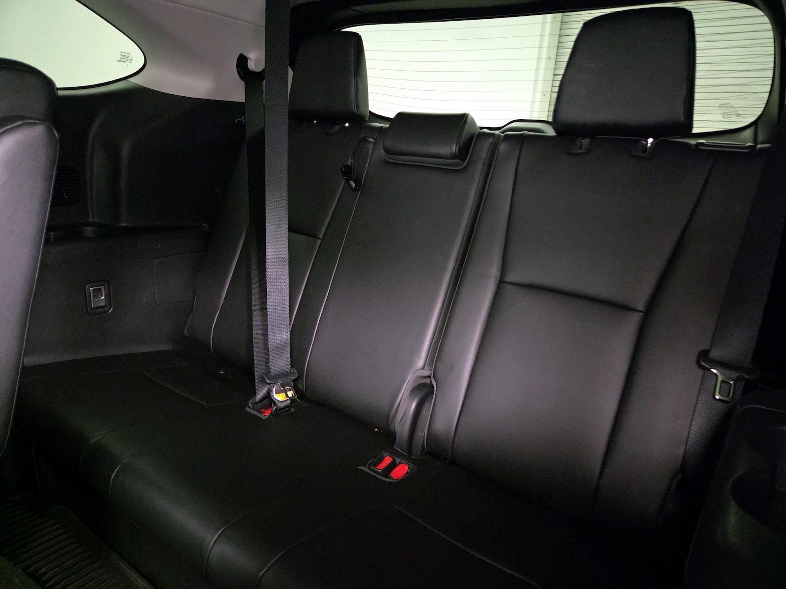 2022 Toyota Highlander XLE - Photo 21