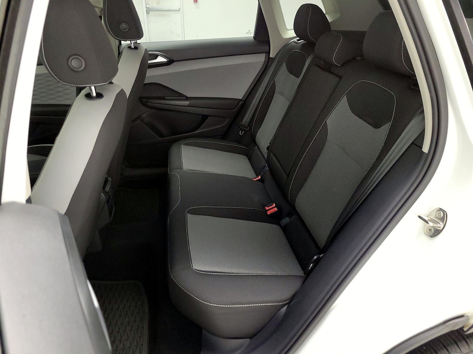 2022 Volkswagen Taos S - Photo 20