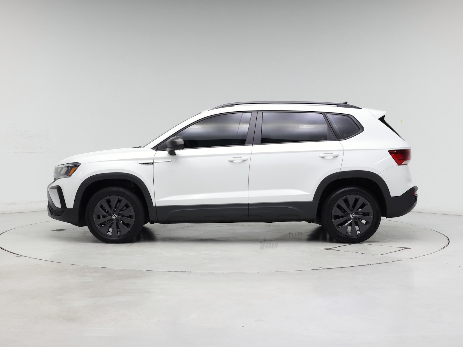 2022 Volkswagen Taos S - Photo 4