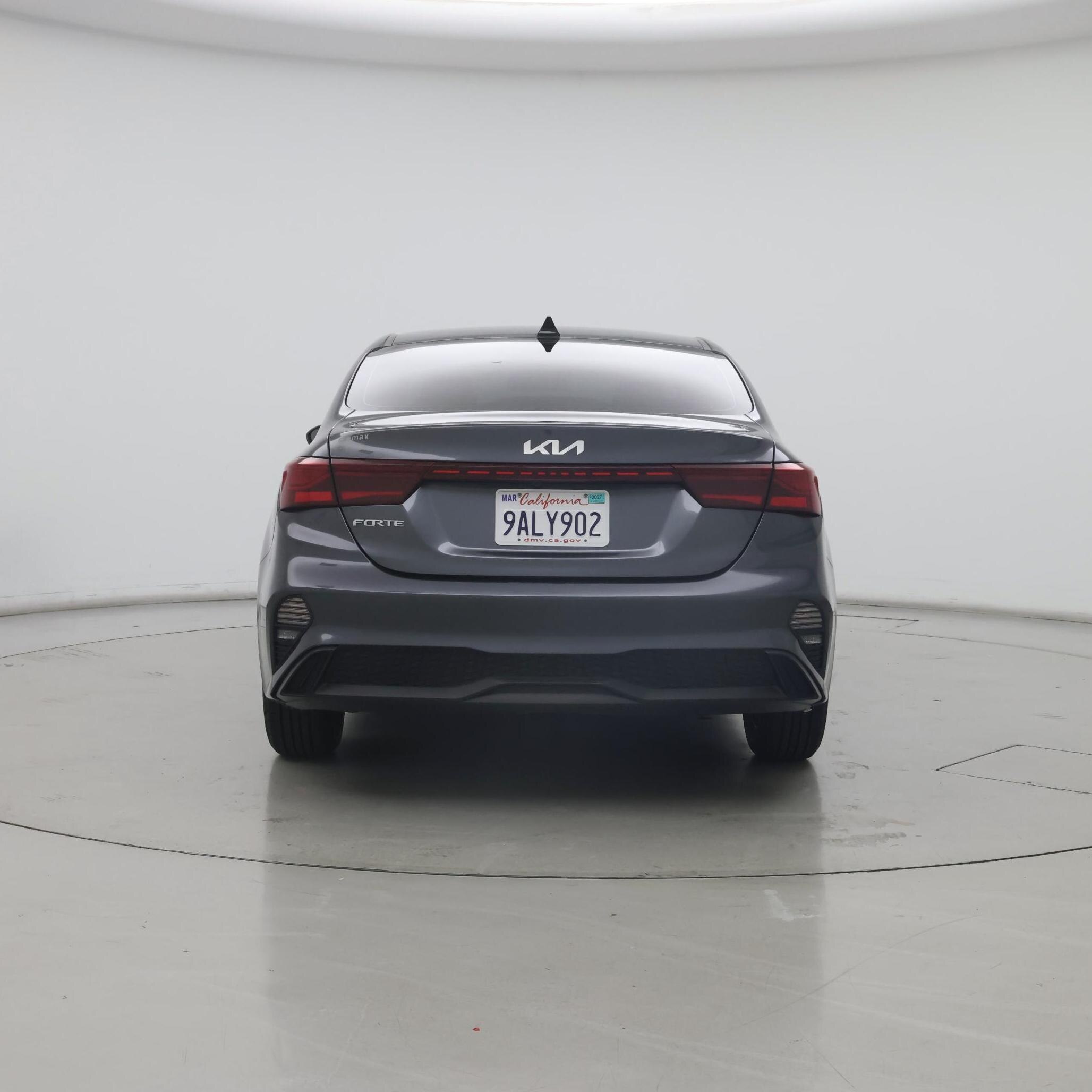 Thumbnail: 2022 Kia Forte - 6