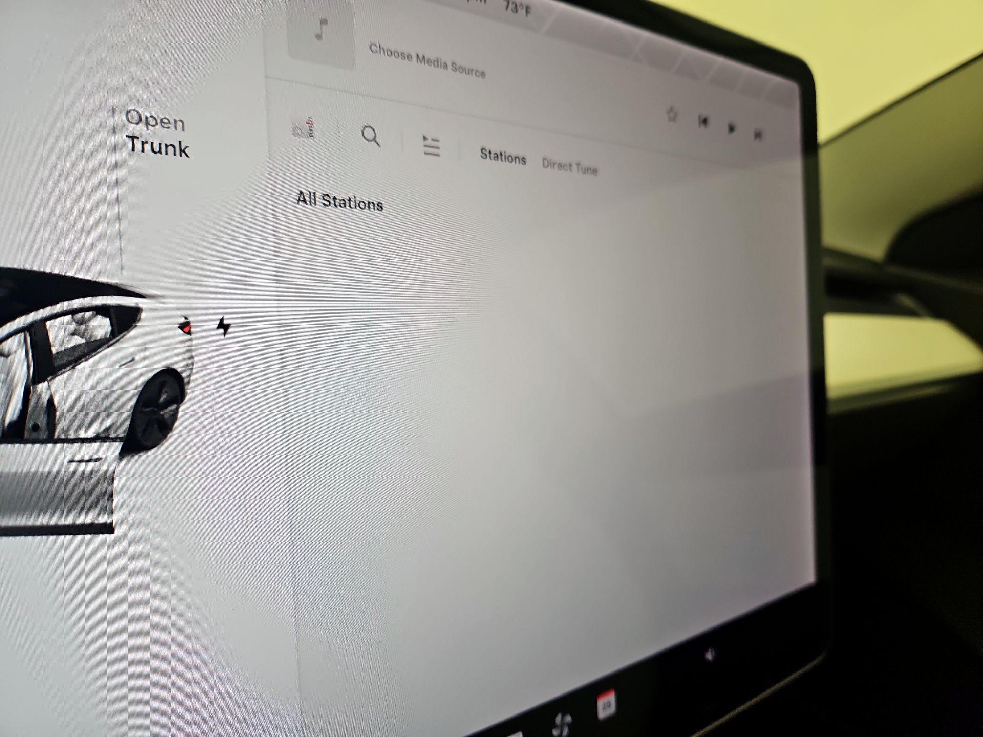 Thumbnail: 2021 Tesla Model 3 - 15