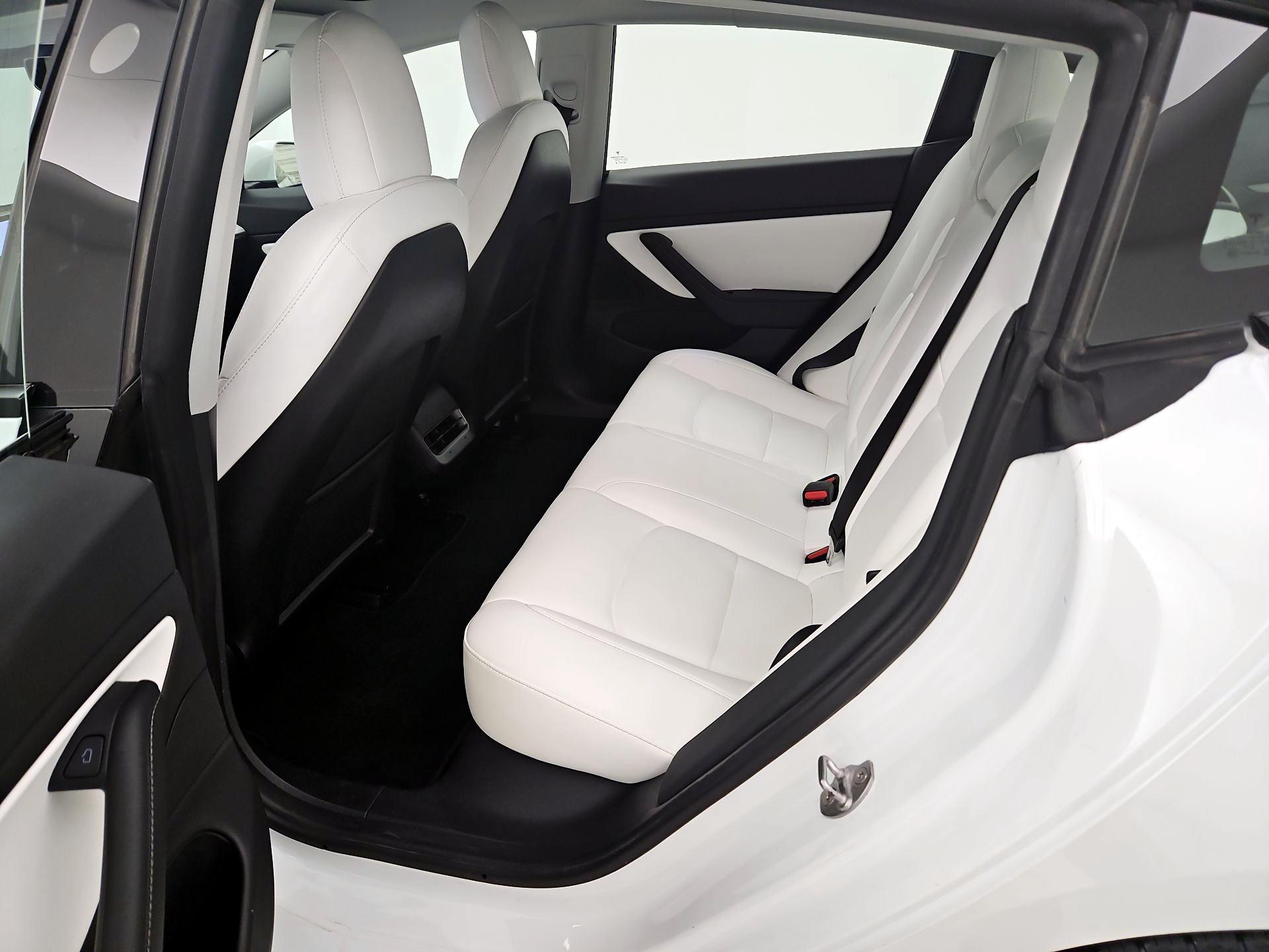 Thumbnail: 2021 Tesla Model 3 - 18