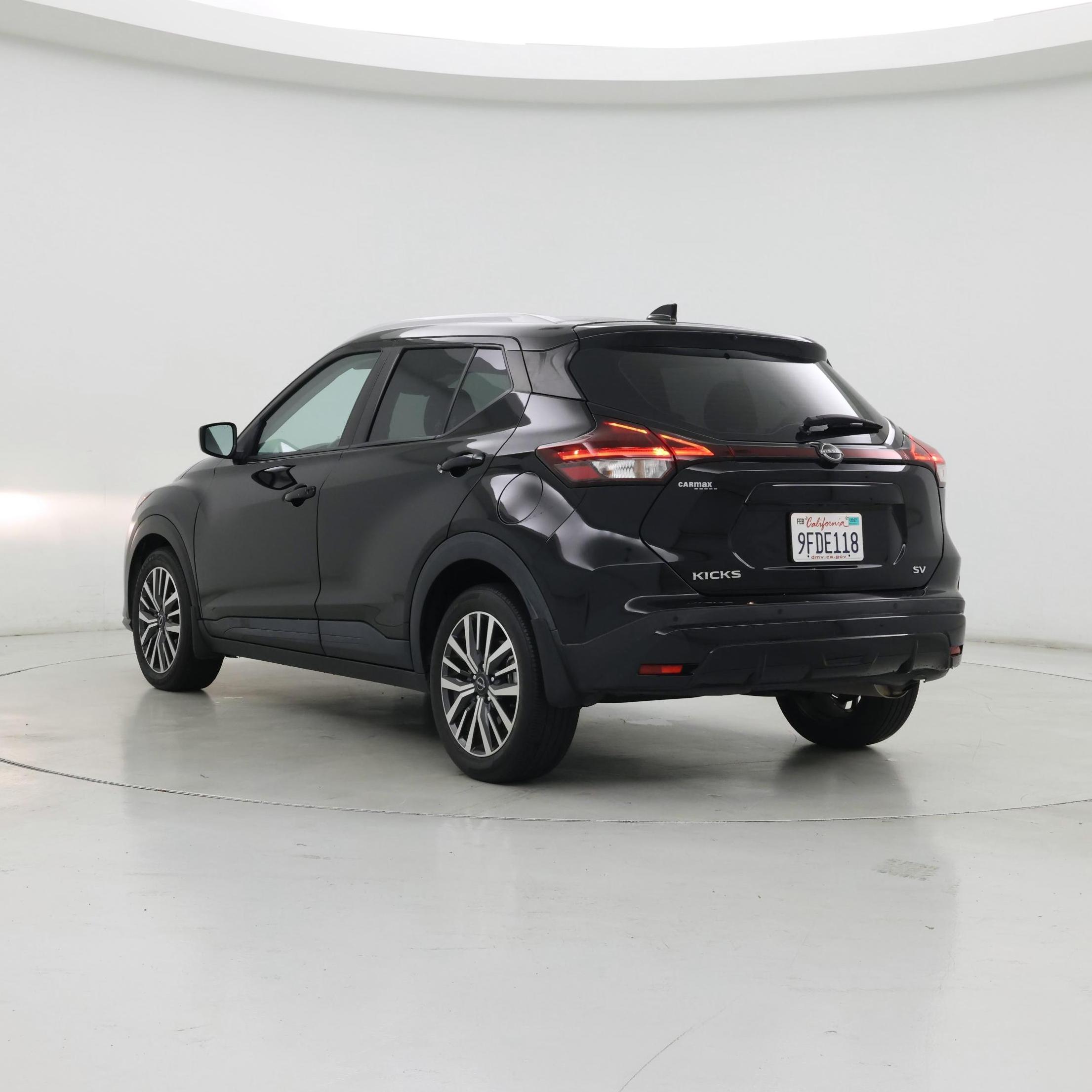 Thumbnail: 2023 Nissan Kicks - 2