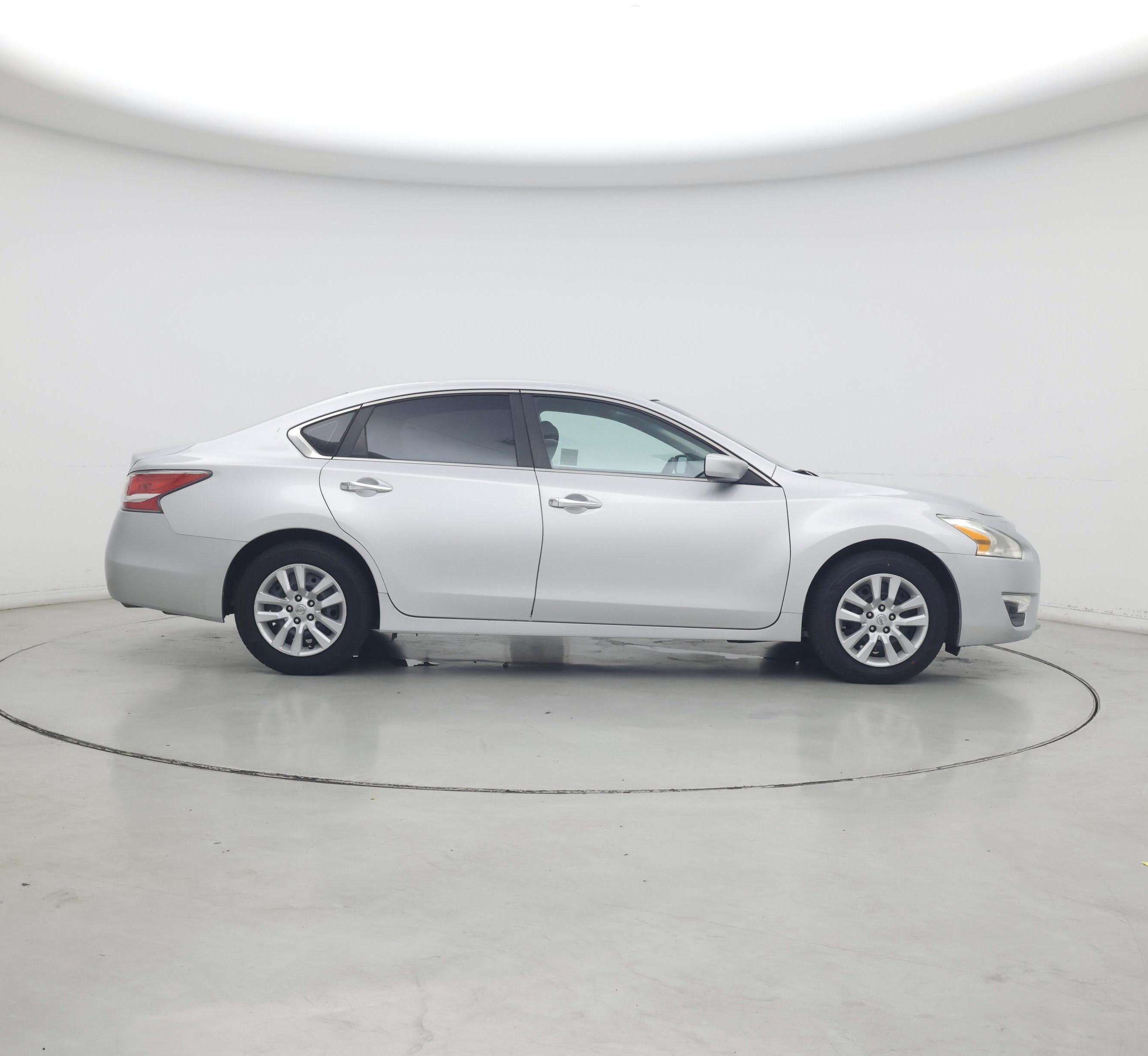 Thumbnail: 2015 Nissan Altima - 7