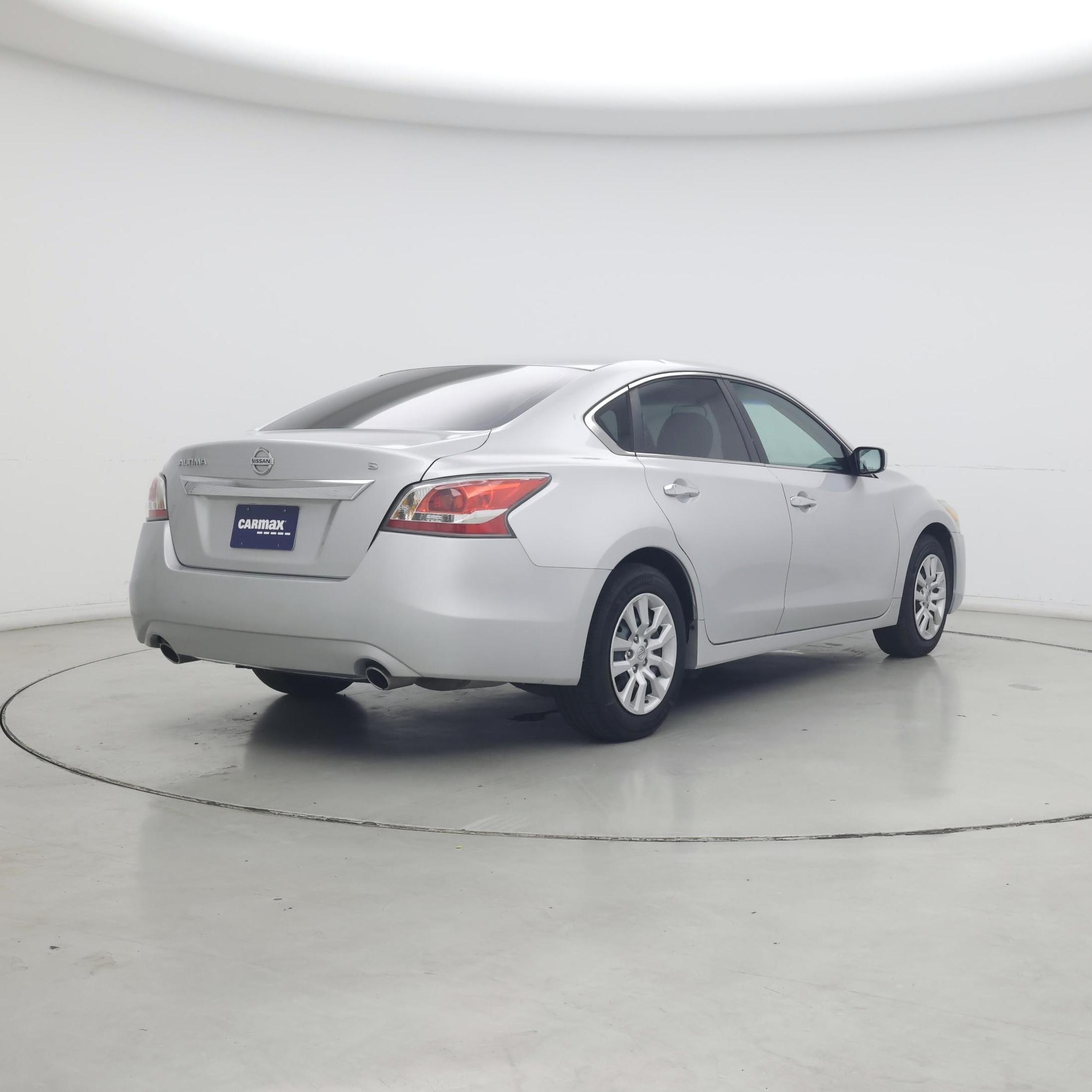 Thumbnail: 2015 Nissan Altima - 8