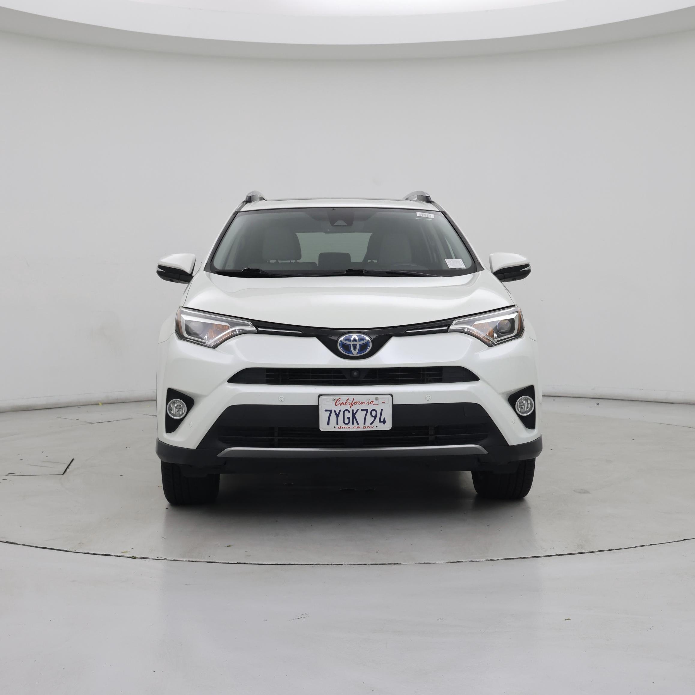 Thumbnail: 2017 Toyota RAV4 - 5
