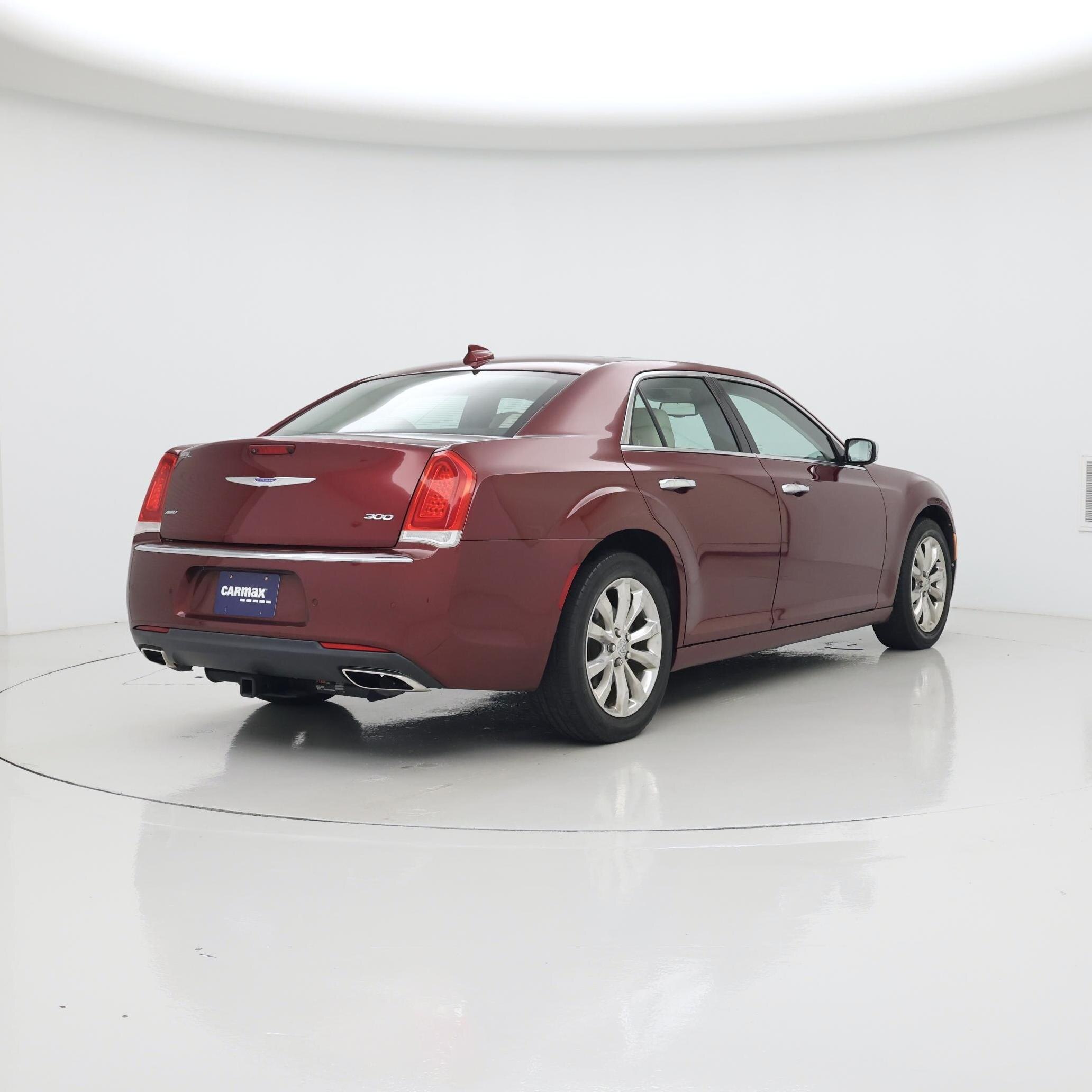 Thumbnail: 2019 Chrysler 300 - 8