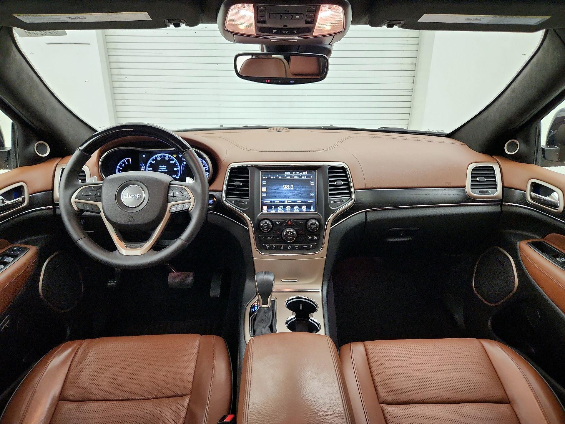 Thumbnail: 2017 Jeep Grand Cherokee - 9