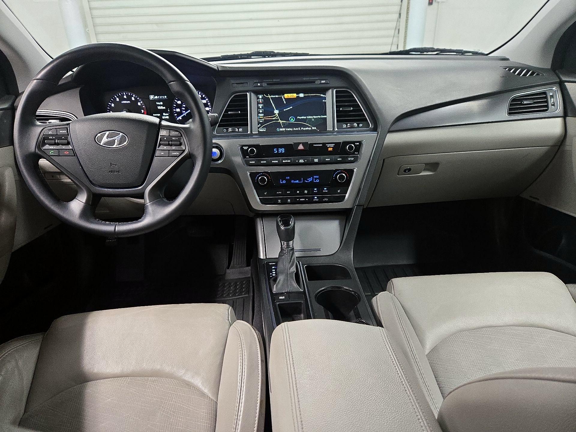Thumbnail: 2015 Hyundai Sonata - 9