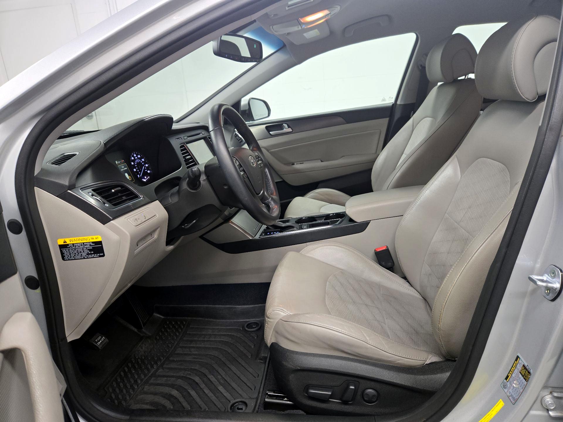Thumbnail: 2015 Hyundai Sonata - 11