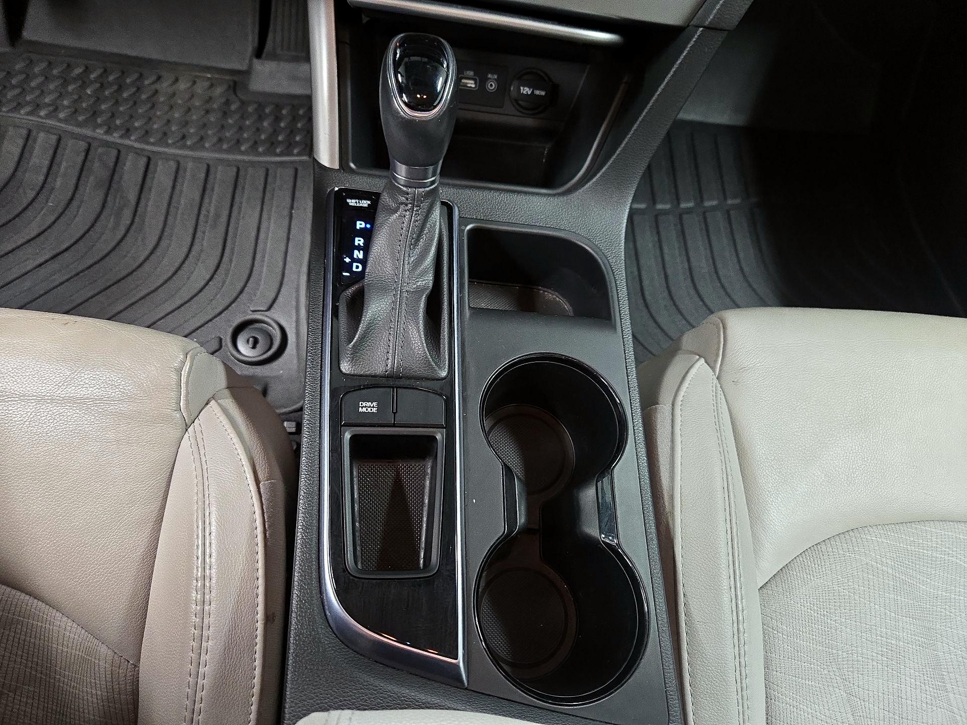 Thumbnail: 2015 Hyundai Sonata - 18