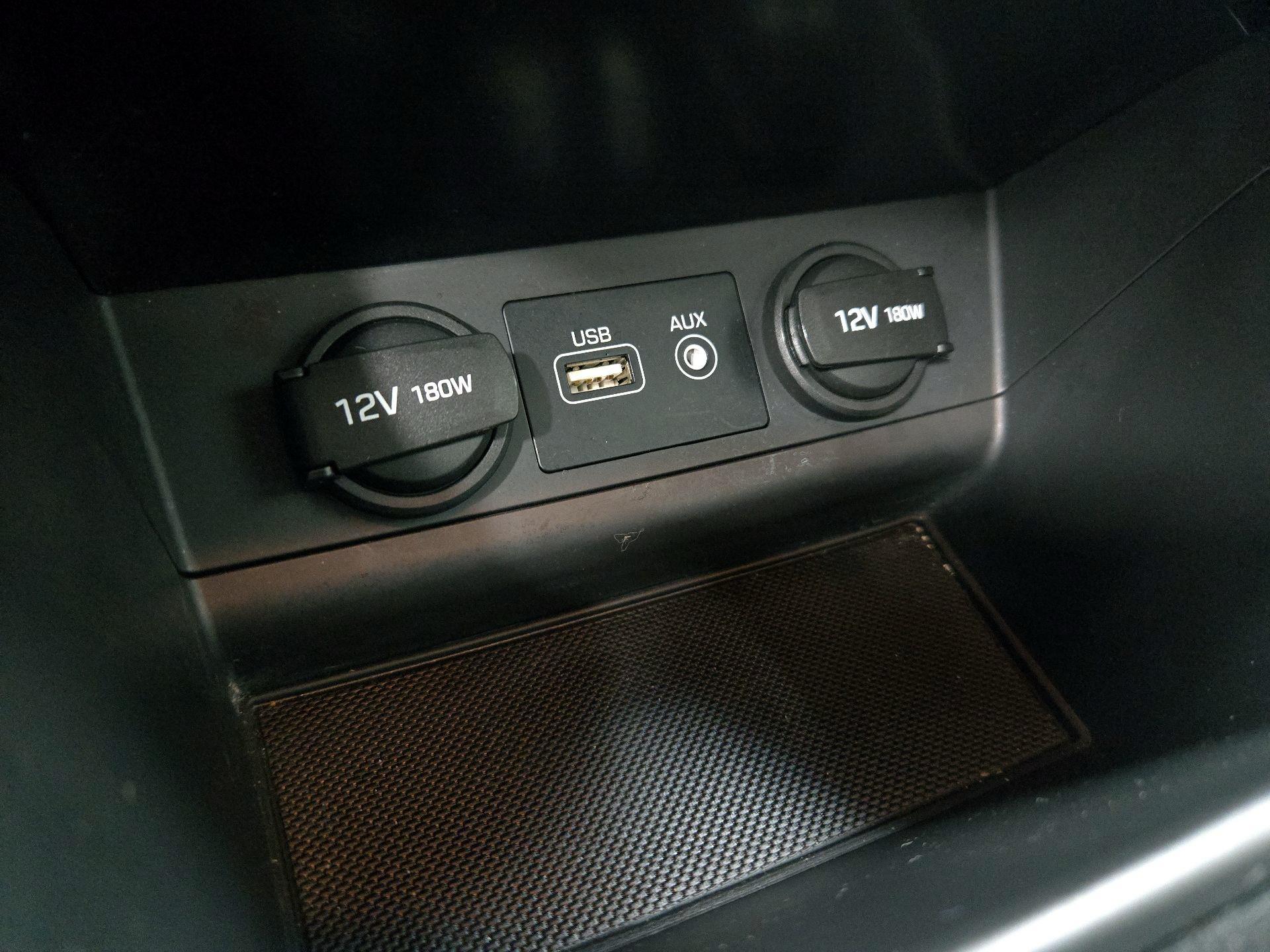 Thumbnail: 2015 Hyundai Sonata - 19