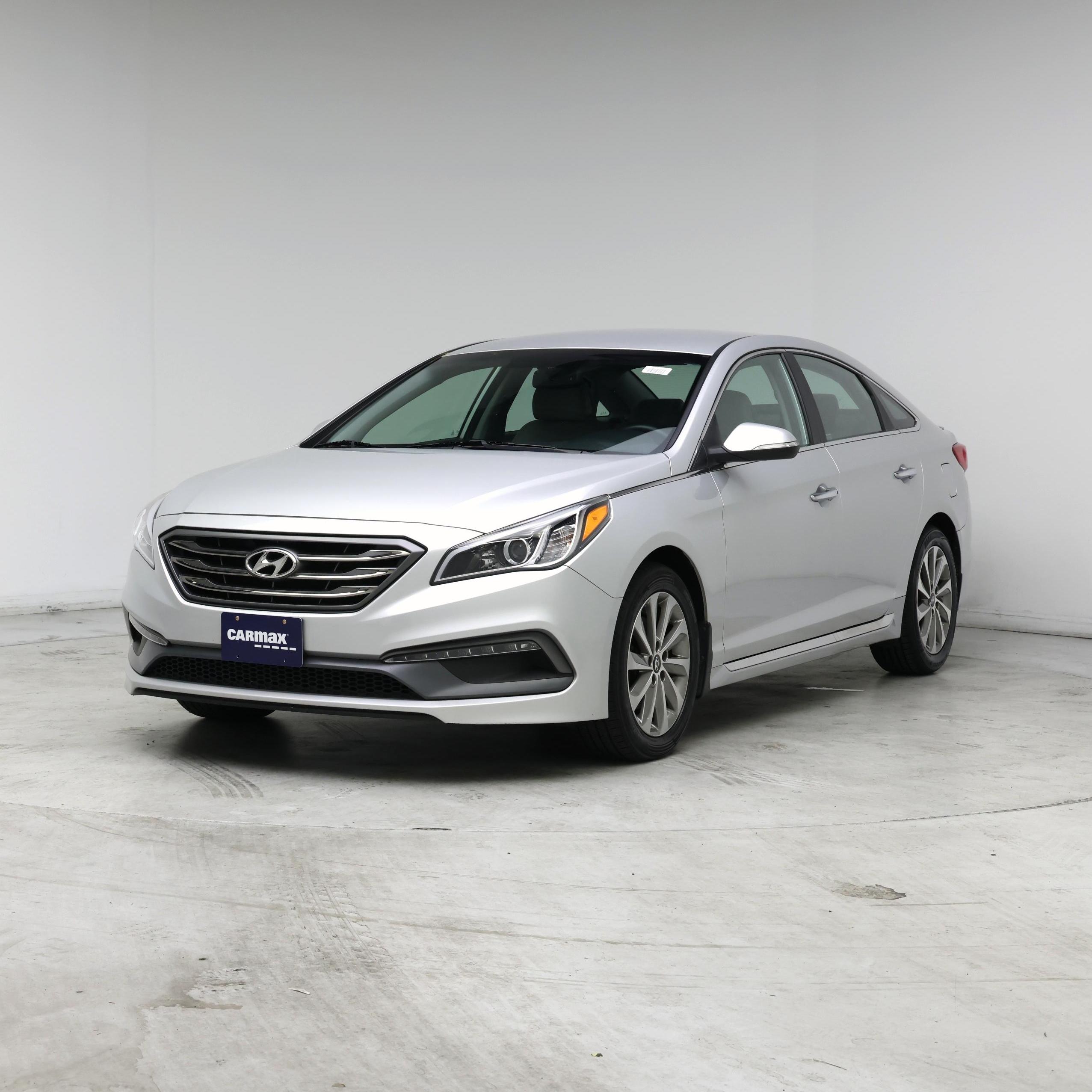 Thumbnail: 2015 Hyundai Sonata - 4