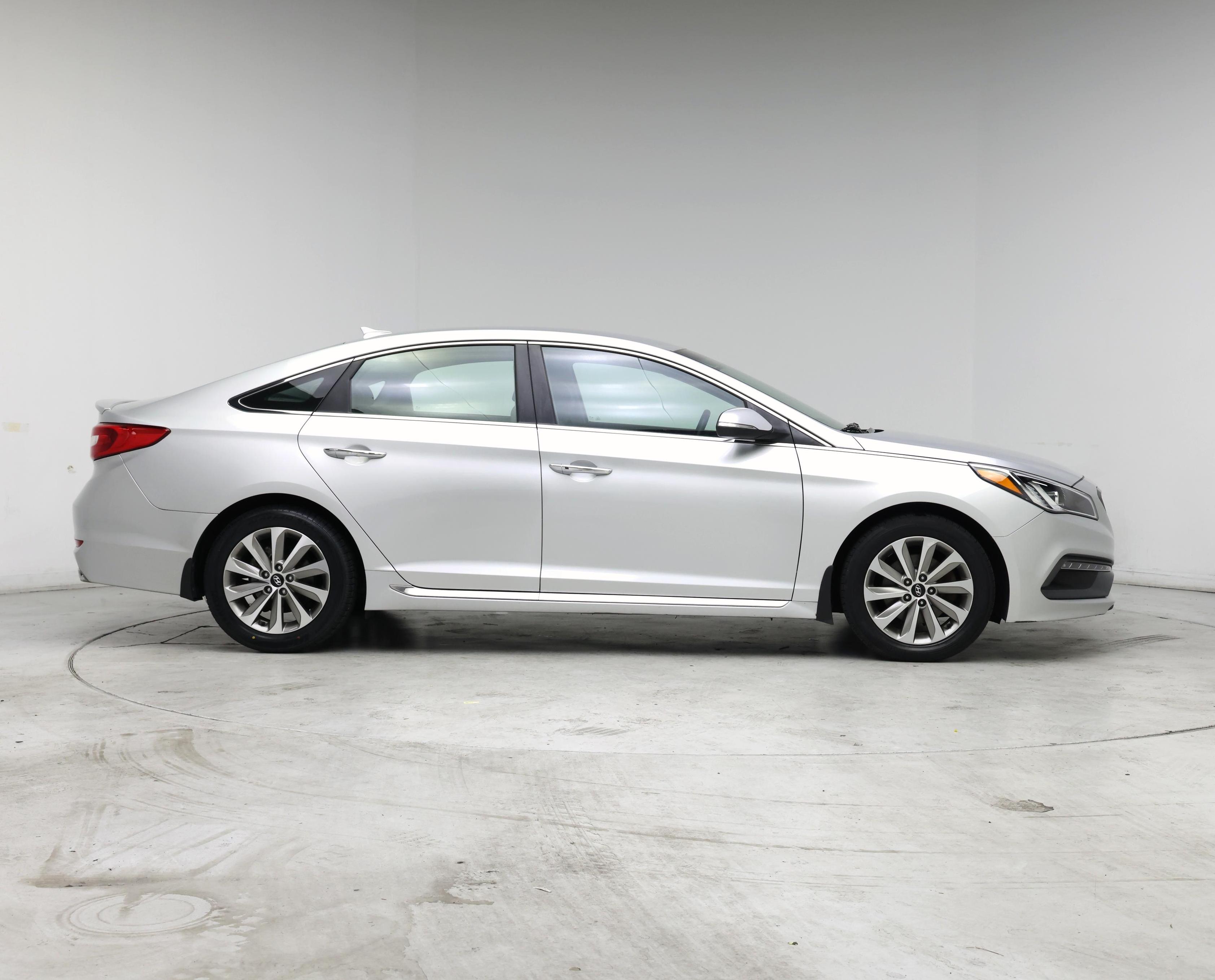 Thumbnail: 2015 Hyundai Sonata - 7