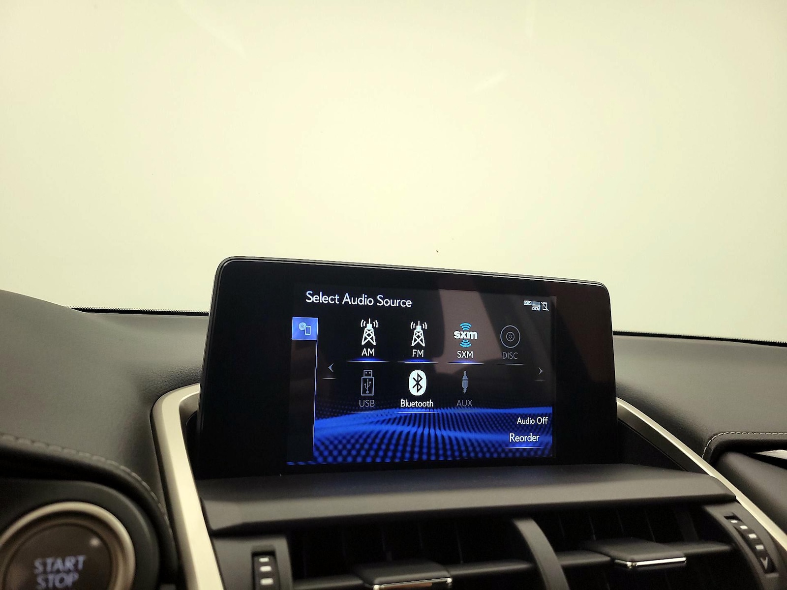 2020 Lexus NX 300 - Photo 16