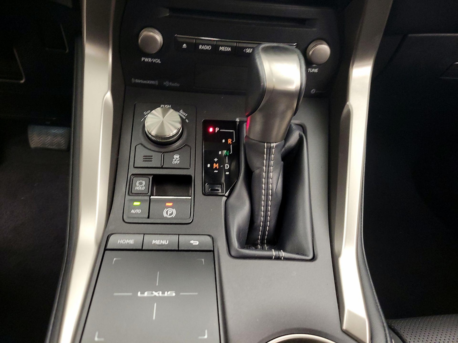 2020 Lexus NX 300 - Photo 18
