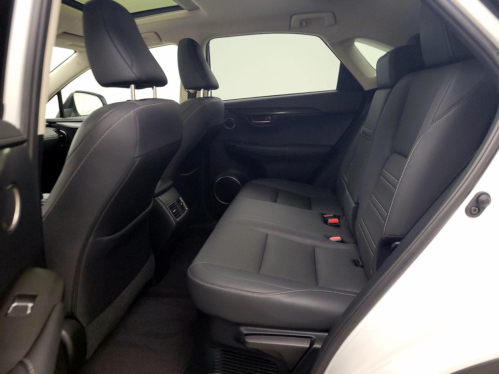 2020 Lexus NX 300 - Photo 21