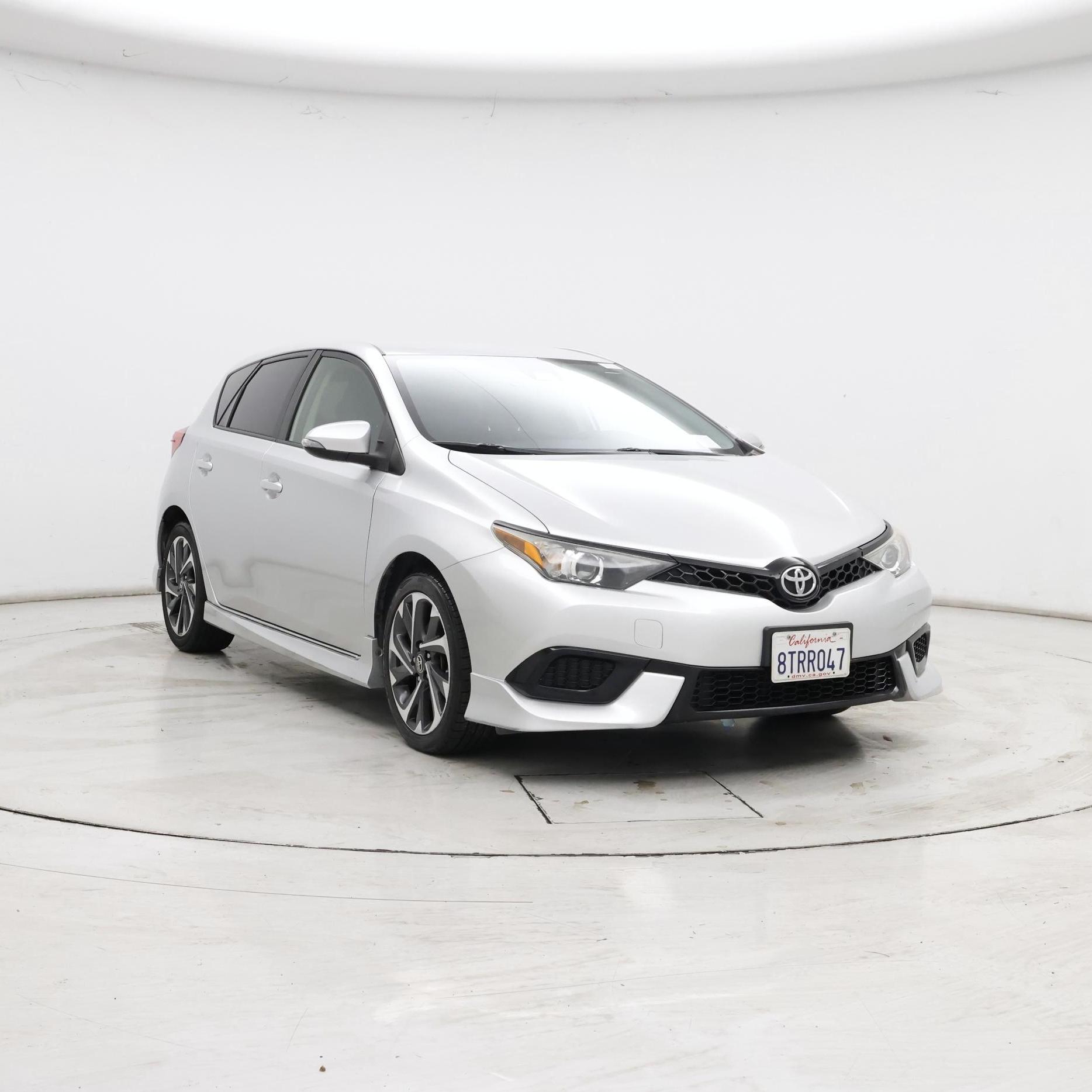 Silver 2017 Toyota Corolla Sedan  Manual