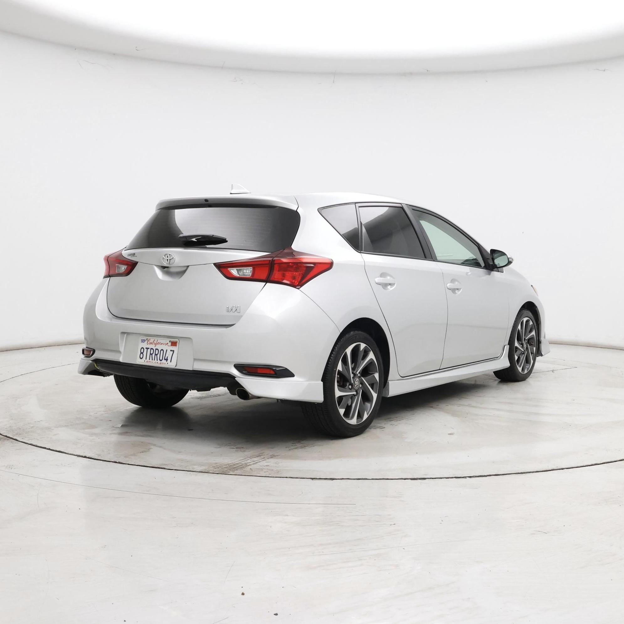Thumbnail: 2017 Toyota Corolla iM - 8