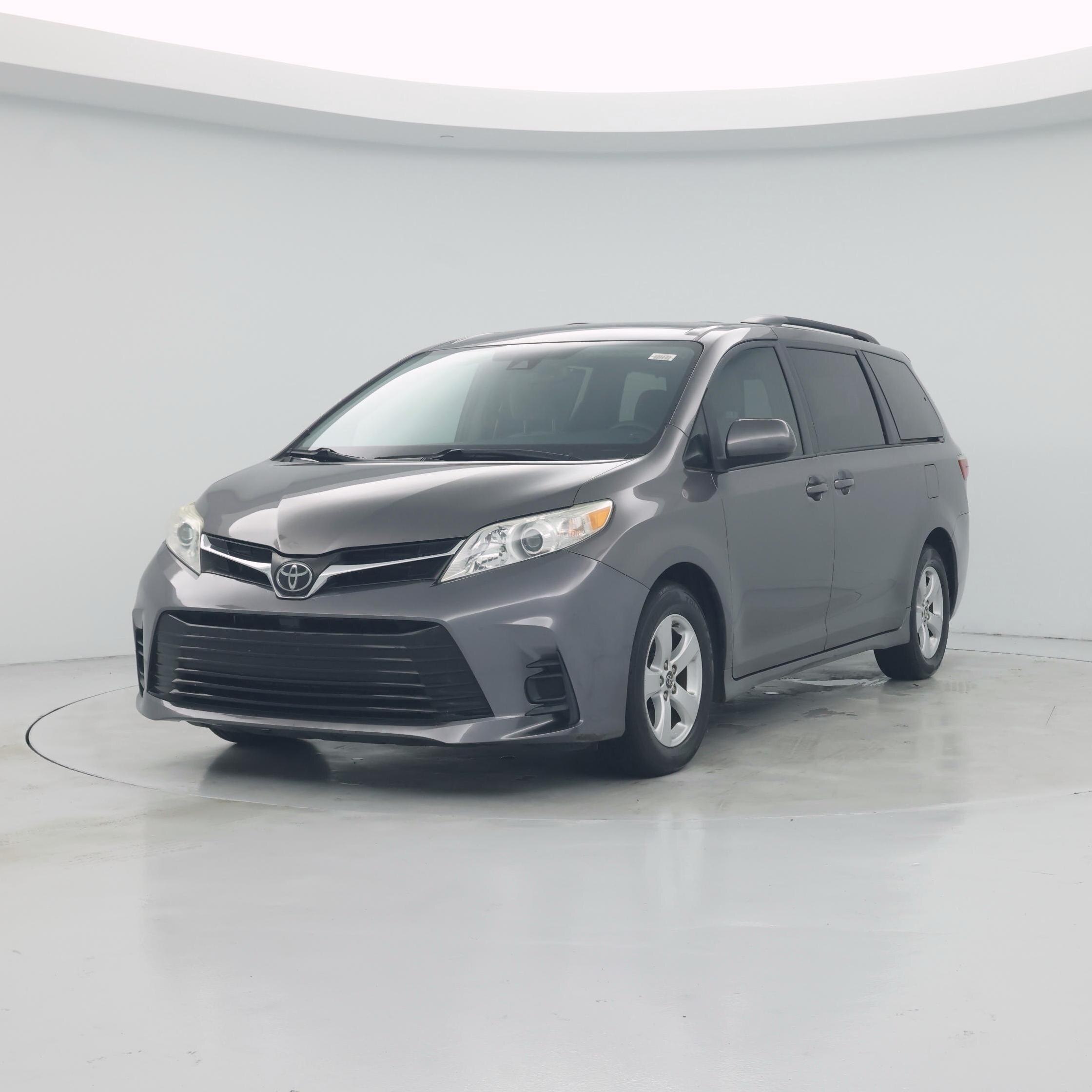 Thumbnail: 2019 Toyota Sienna - 4
