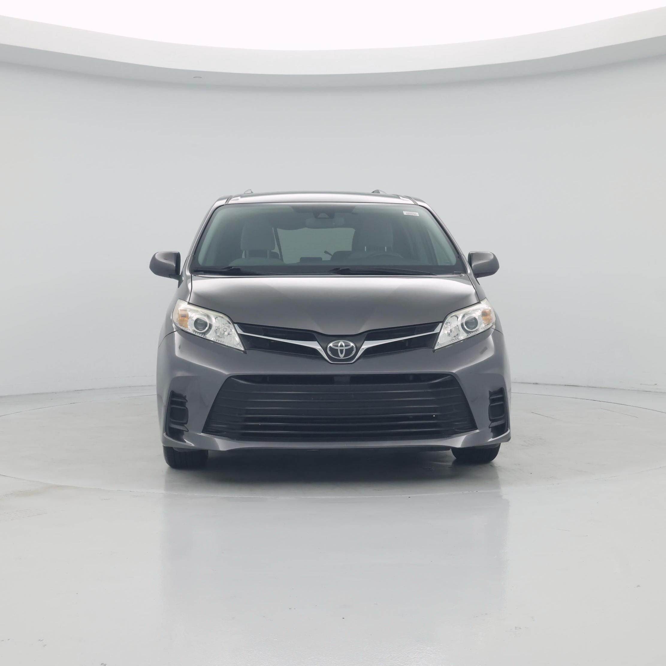 Thumbnail: 2019 Toyota Sienna - 5