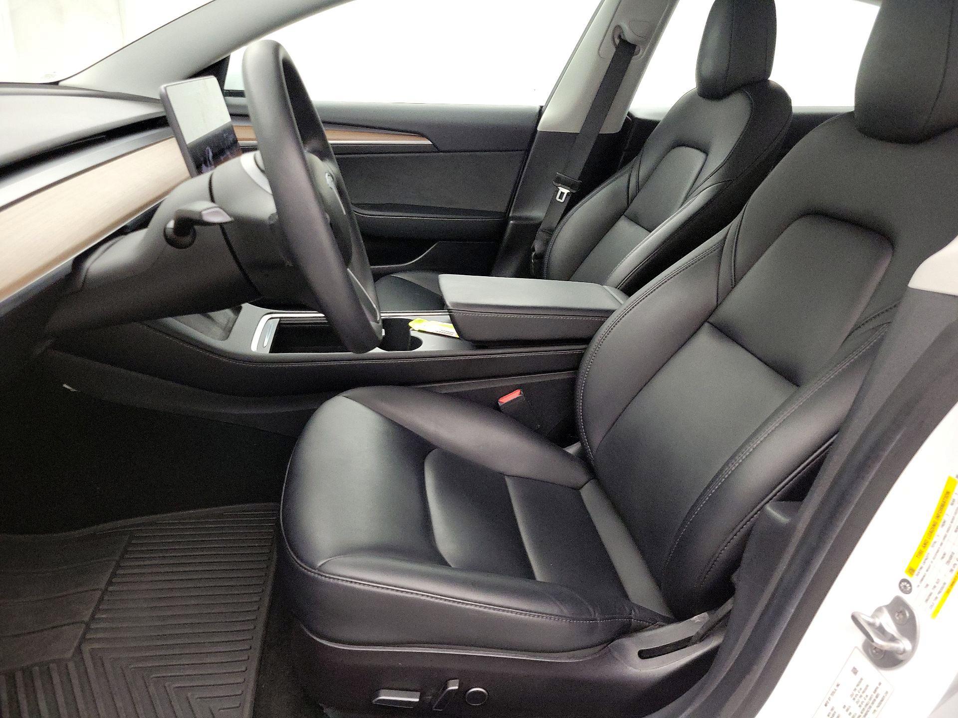 Thumbnail: 2021 Tesla Model 3 - 11