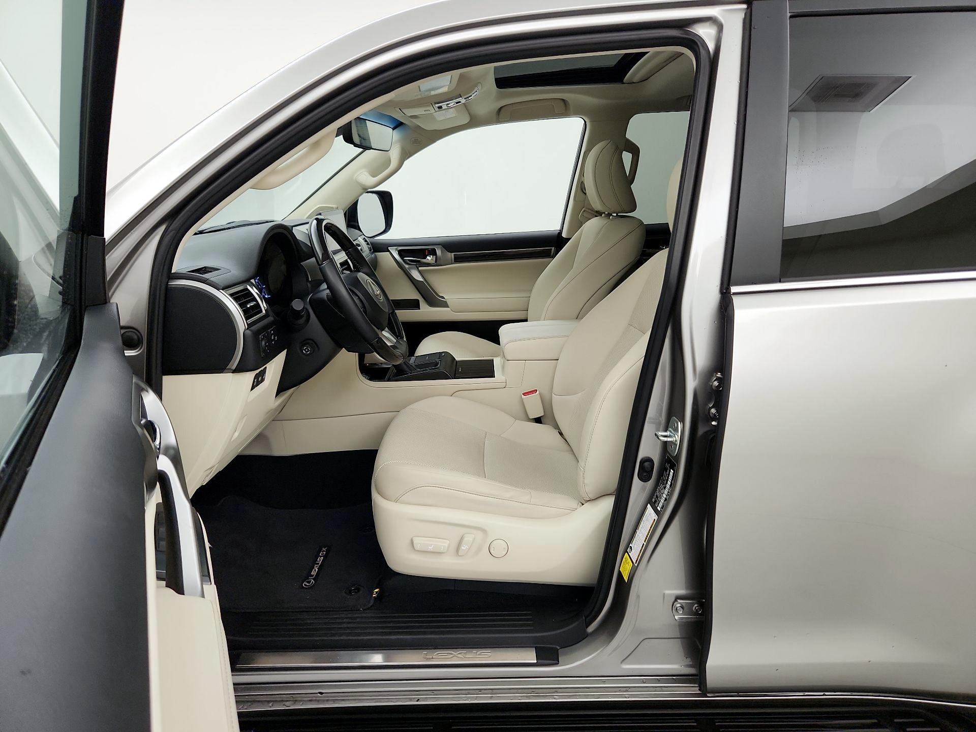 Thumbnail: 2023 Lexus GX - 11