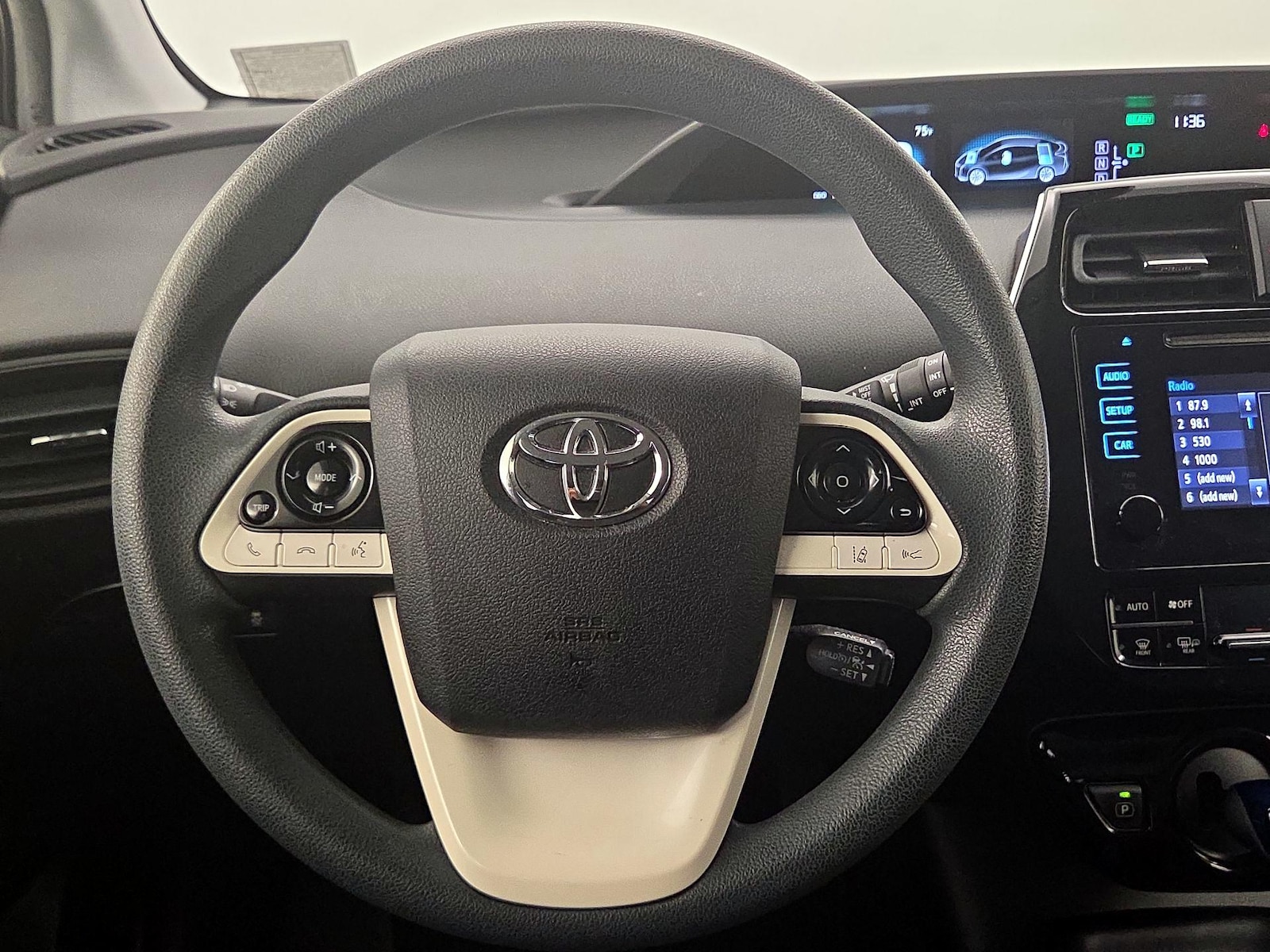 2017 Toyota Prius Two - Photo 11