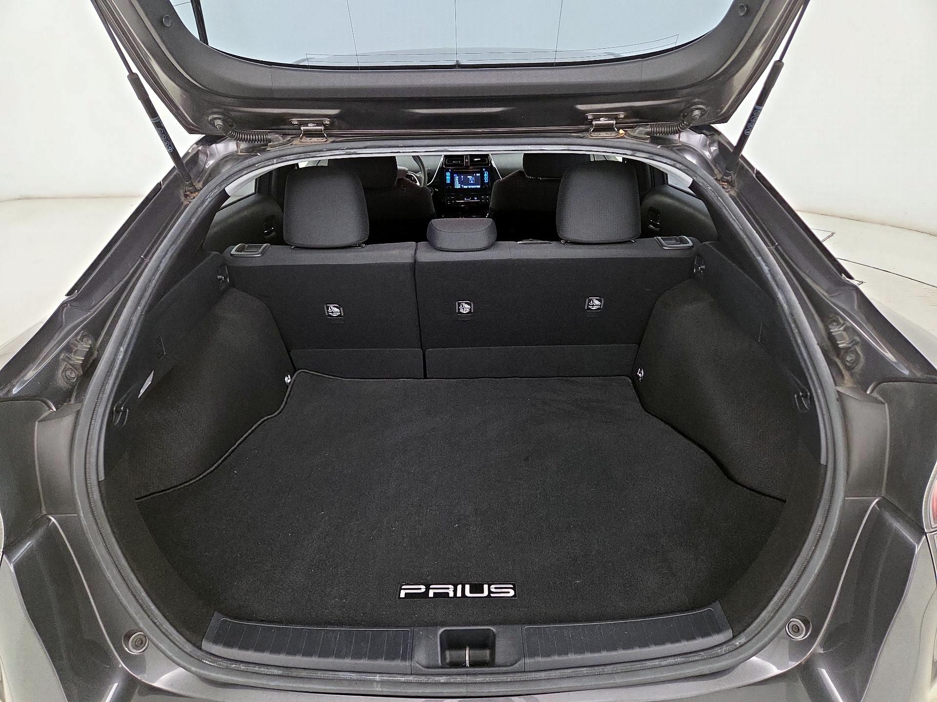 Thumbnail: 2017 Toyota Prius - 20