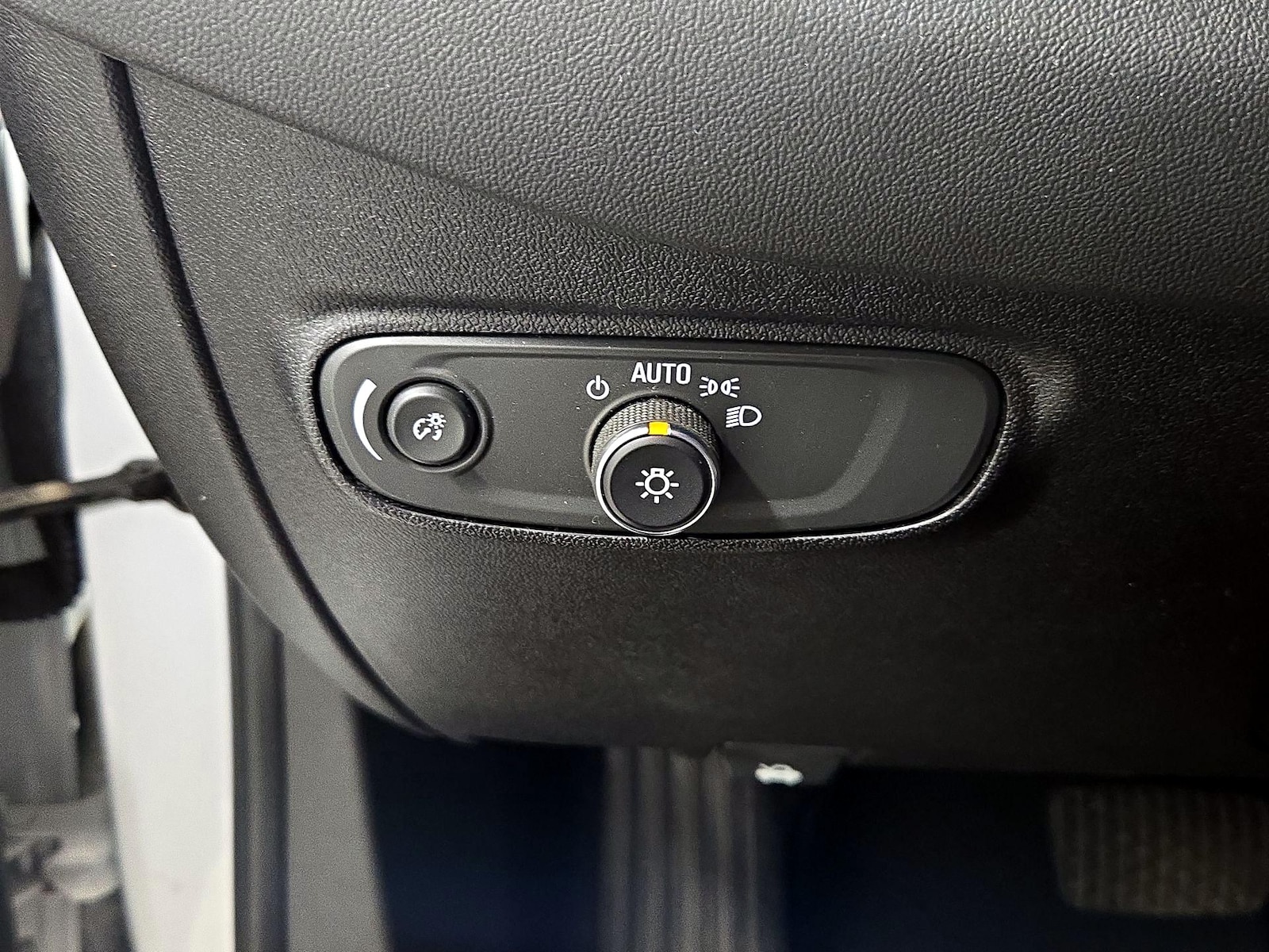 2019 Chevrolet Equinox LT - Photo 14